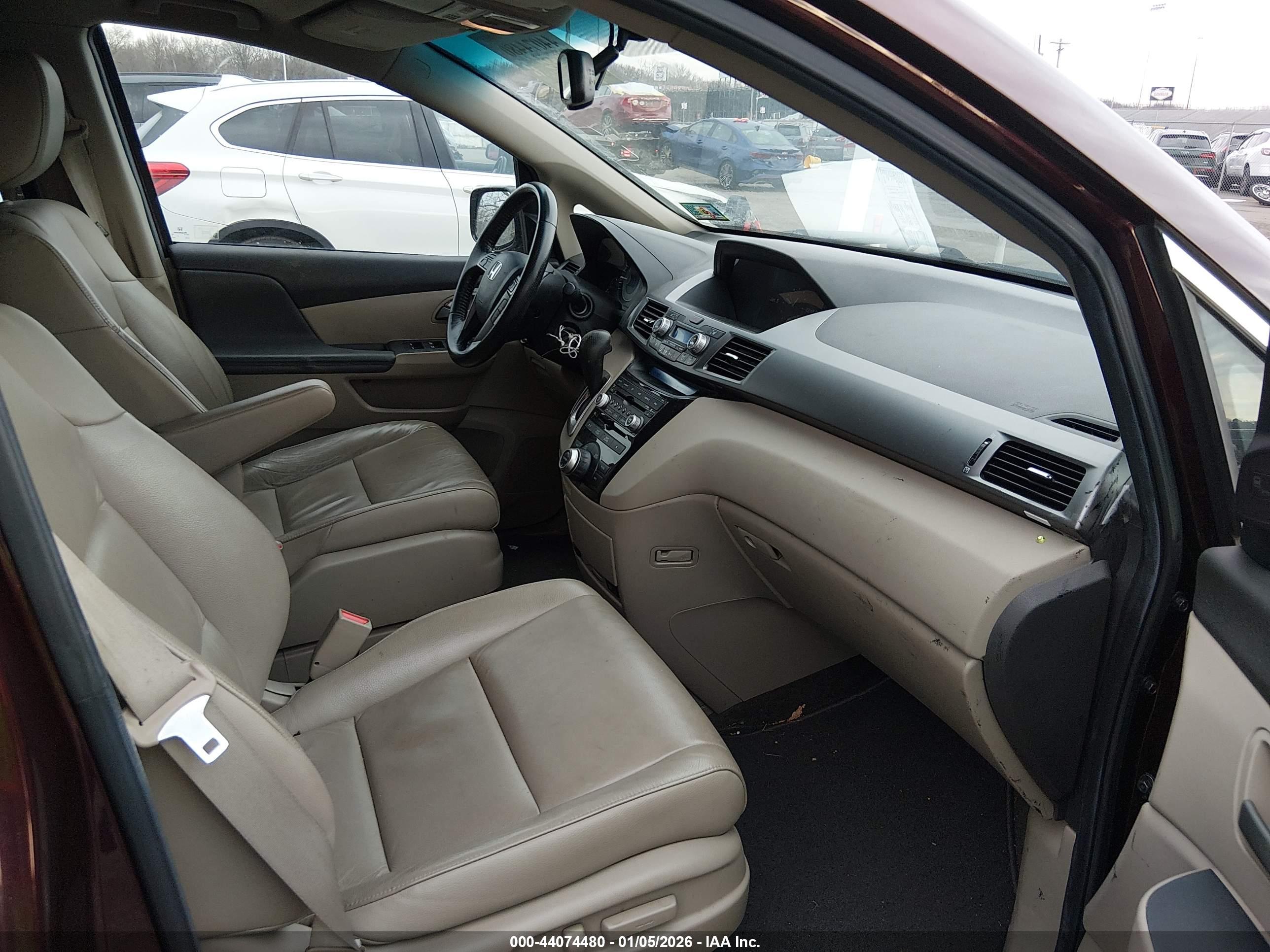 HONDA ODYSSEY image 5