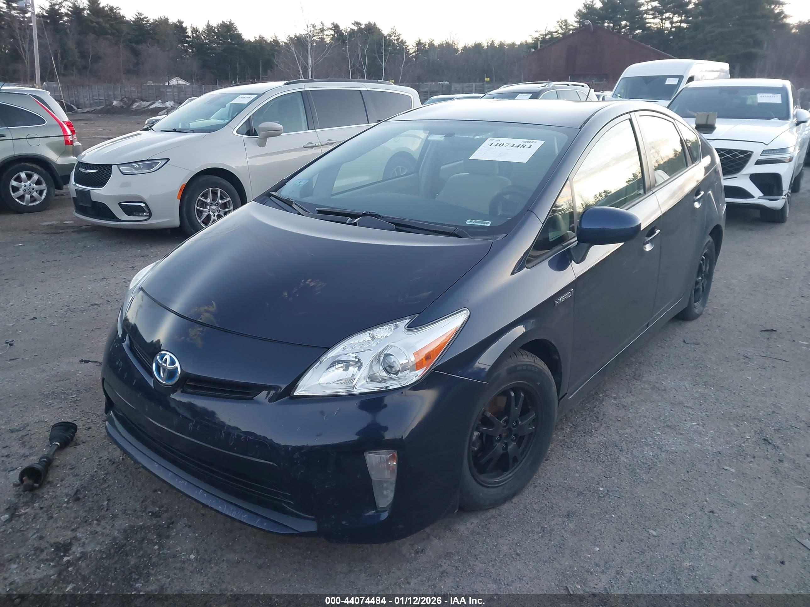 TOYOTA PRIUS image 2