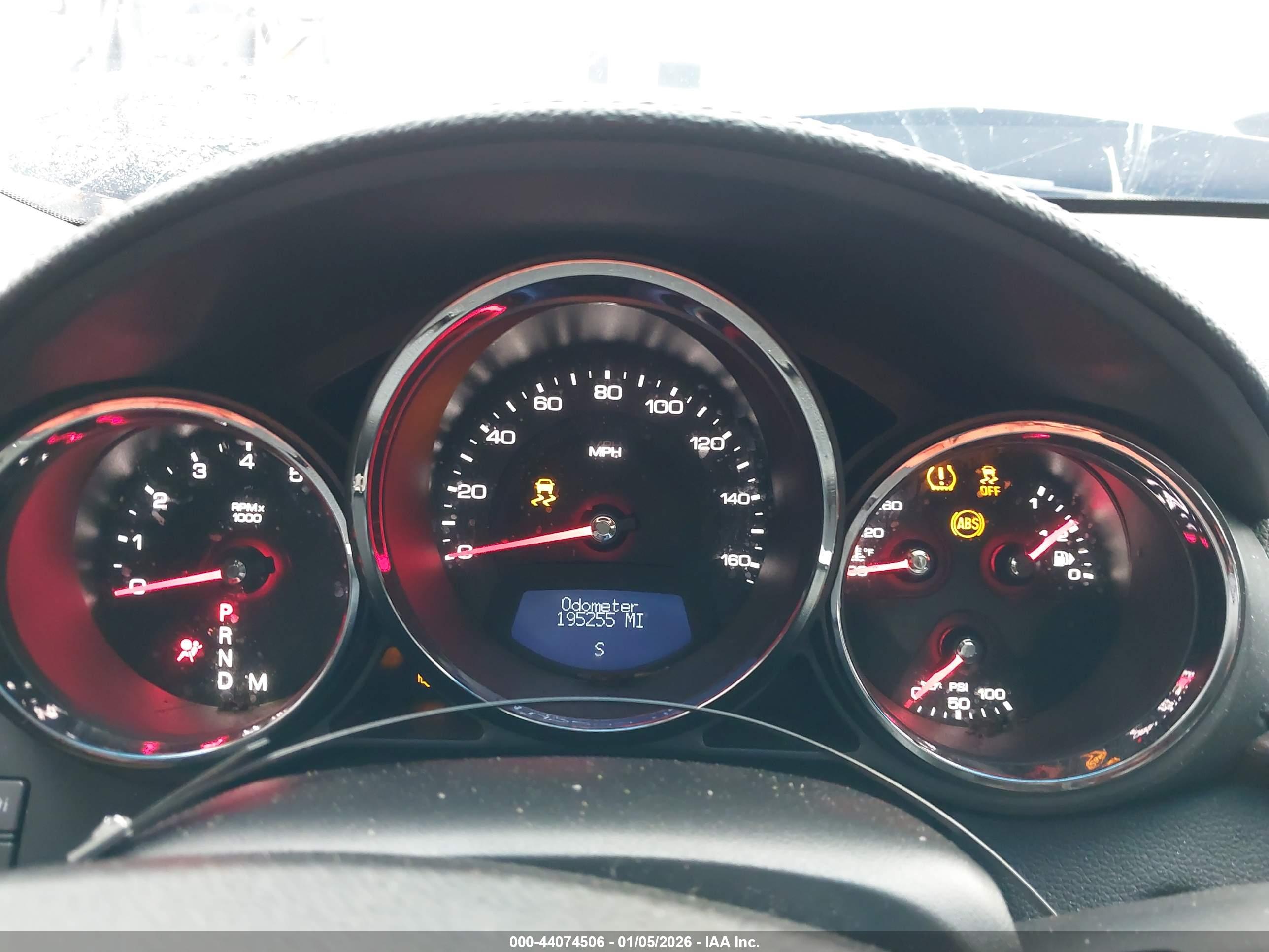 CADILLAC CTS image 7