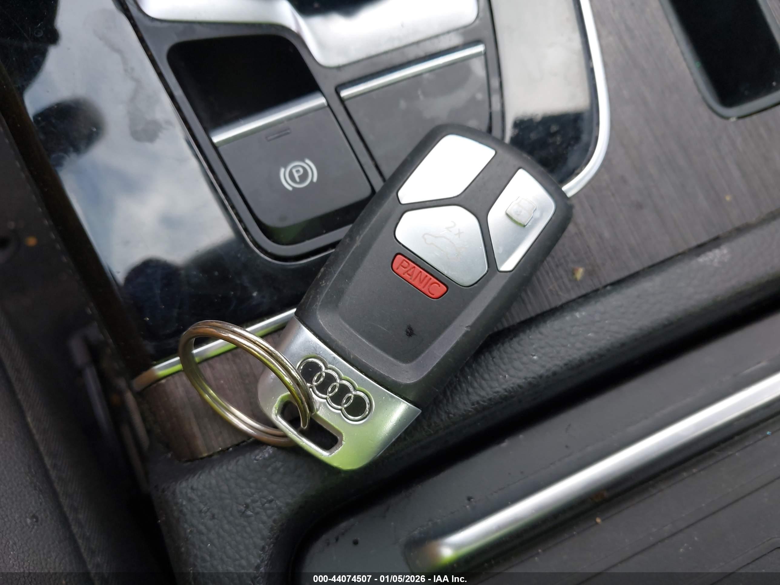 AUDI Q5 image 11