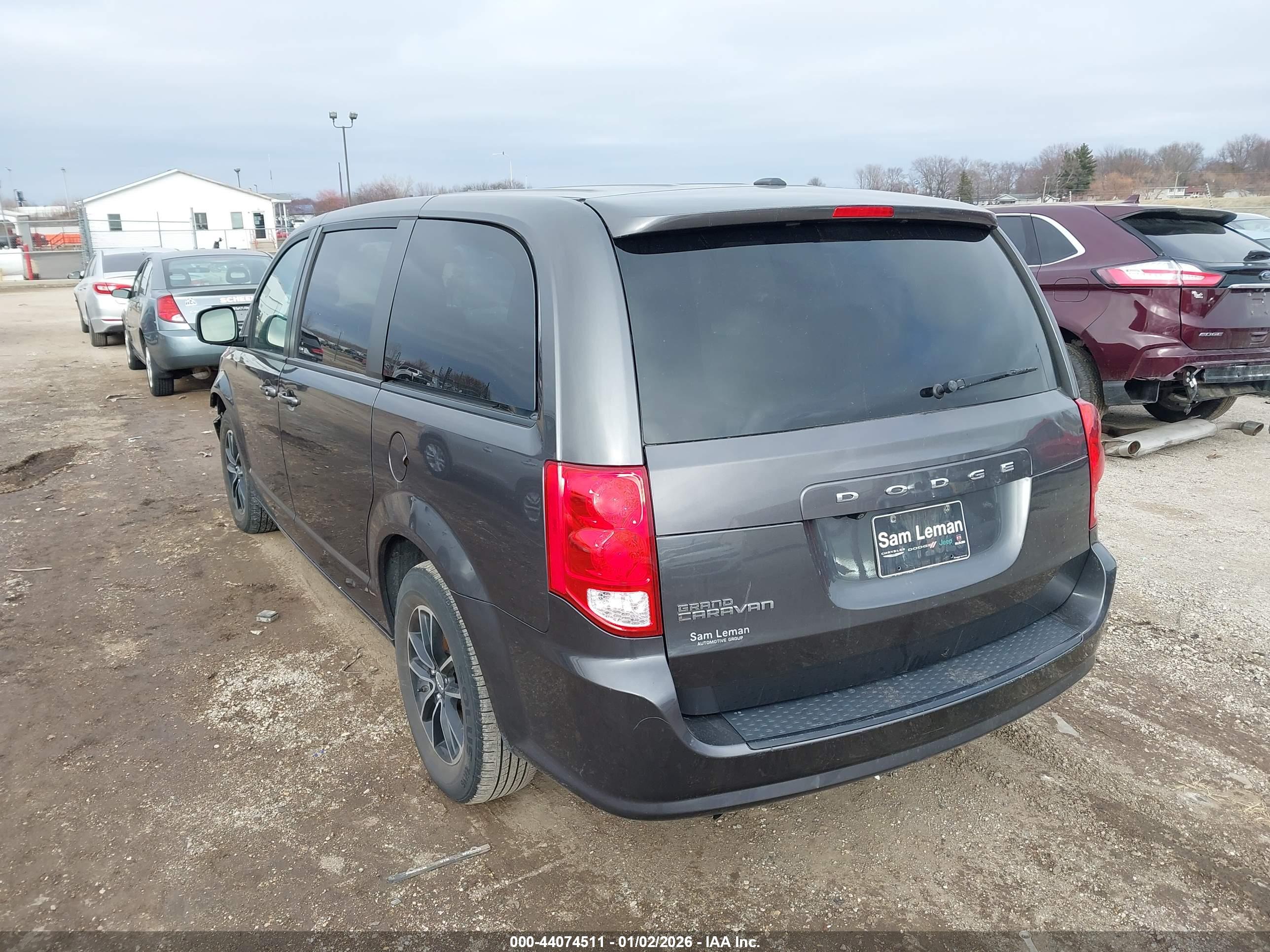 DODGE GRAND image 3