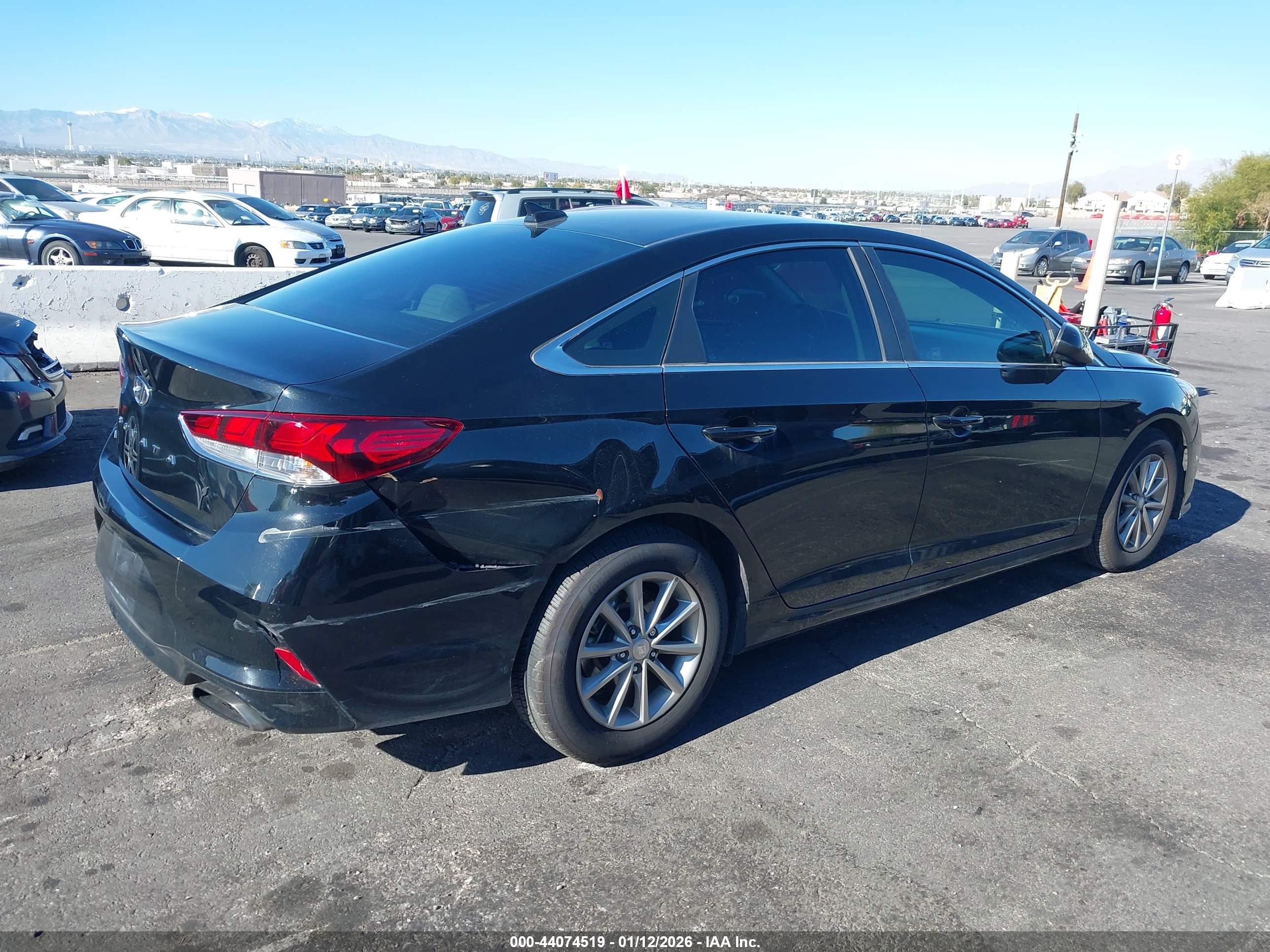 HYUNDAI SONATA image 4