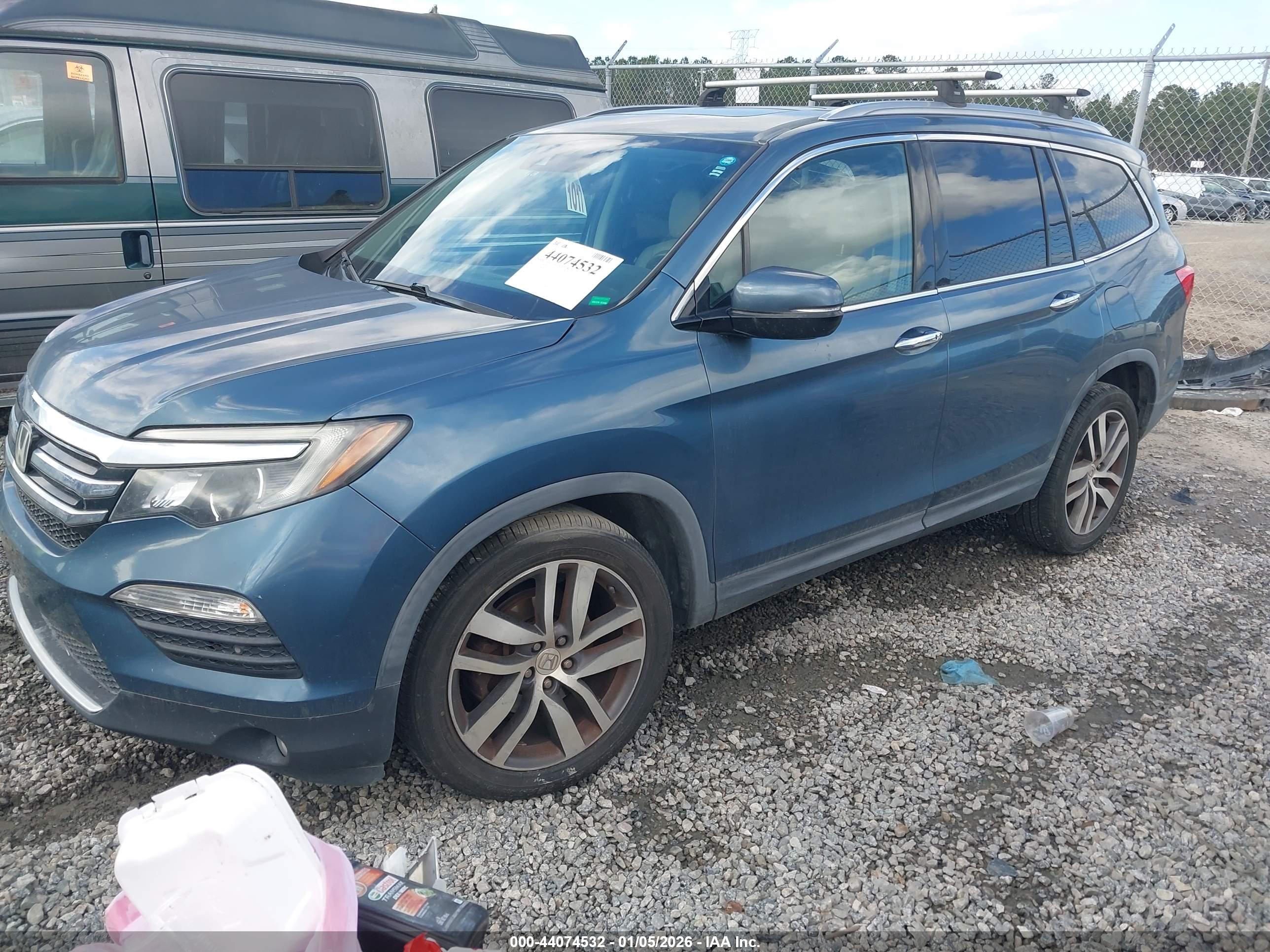 HONDA PILOT image 2