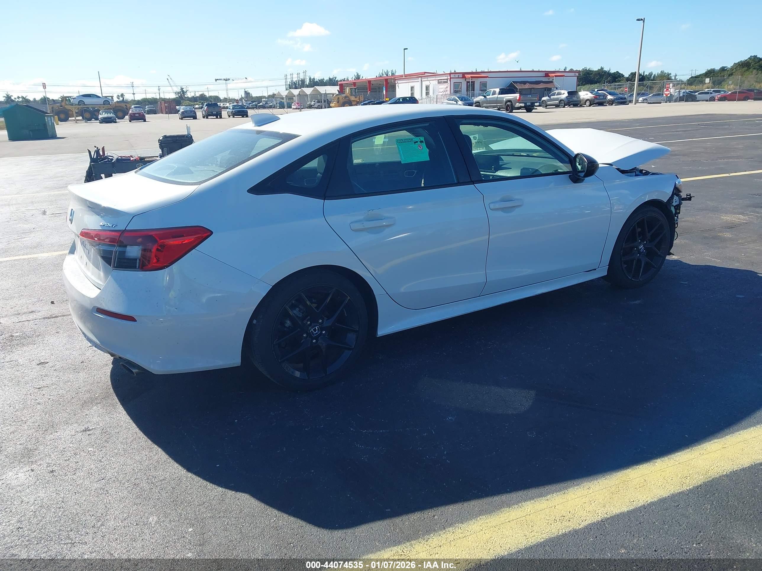 HONDA CIVIC image 4