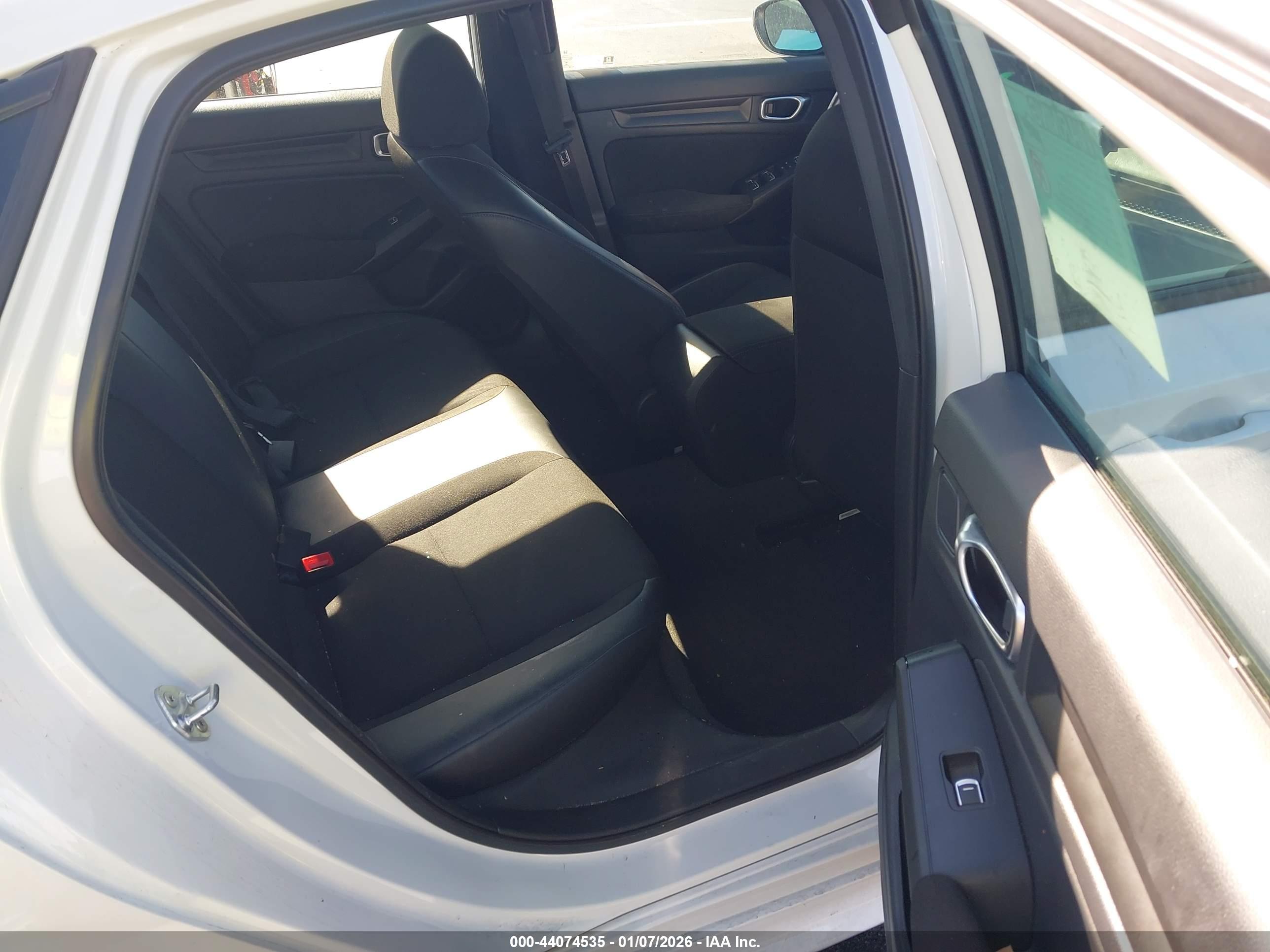 HONDA CIVIC image 8