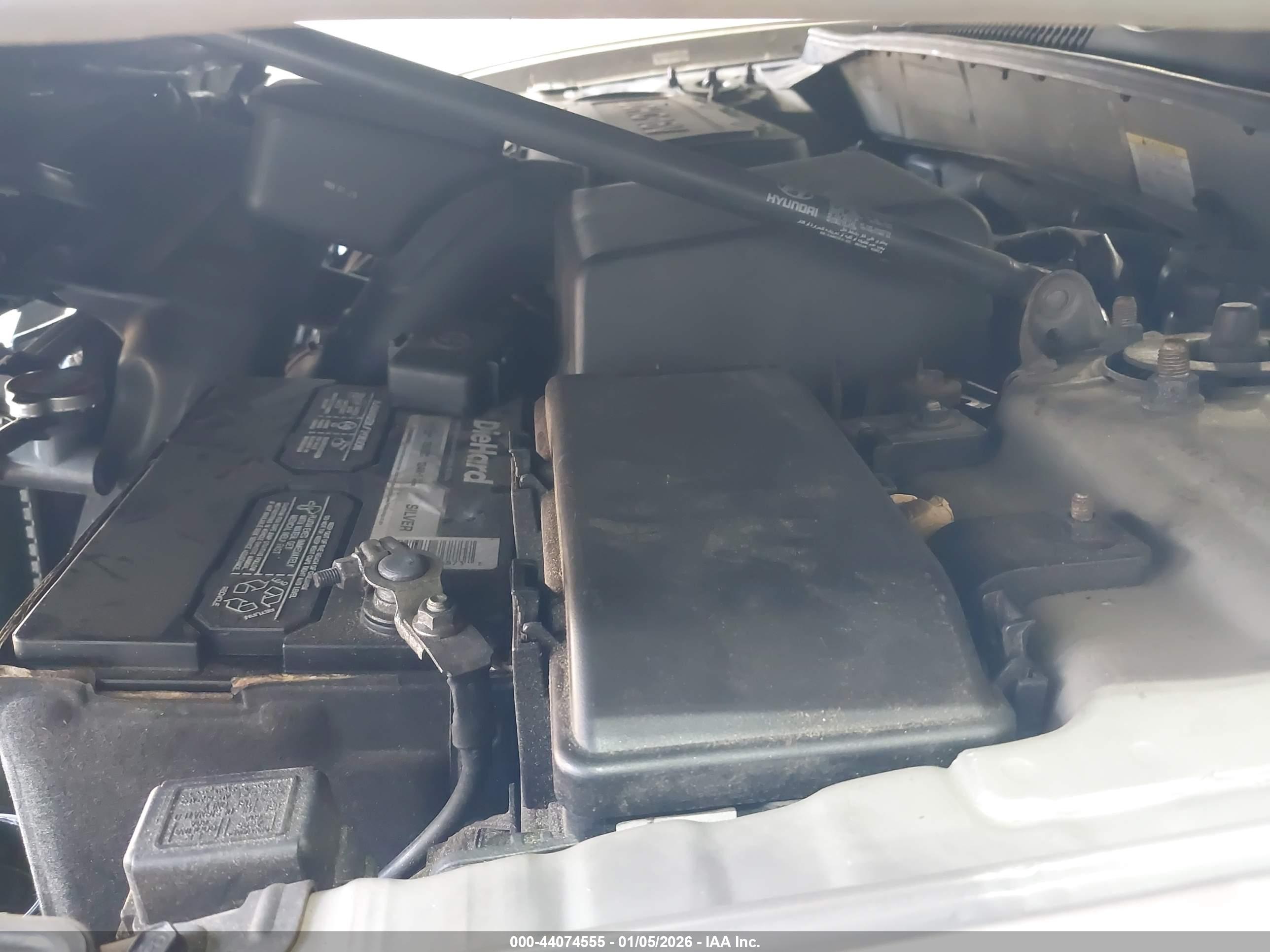 HYUNDAI SONATA image 10