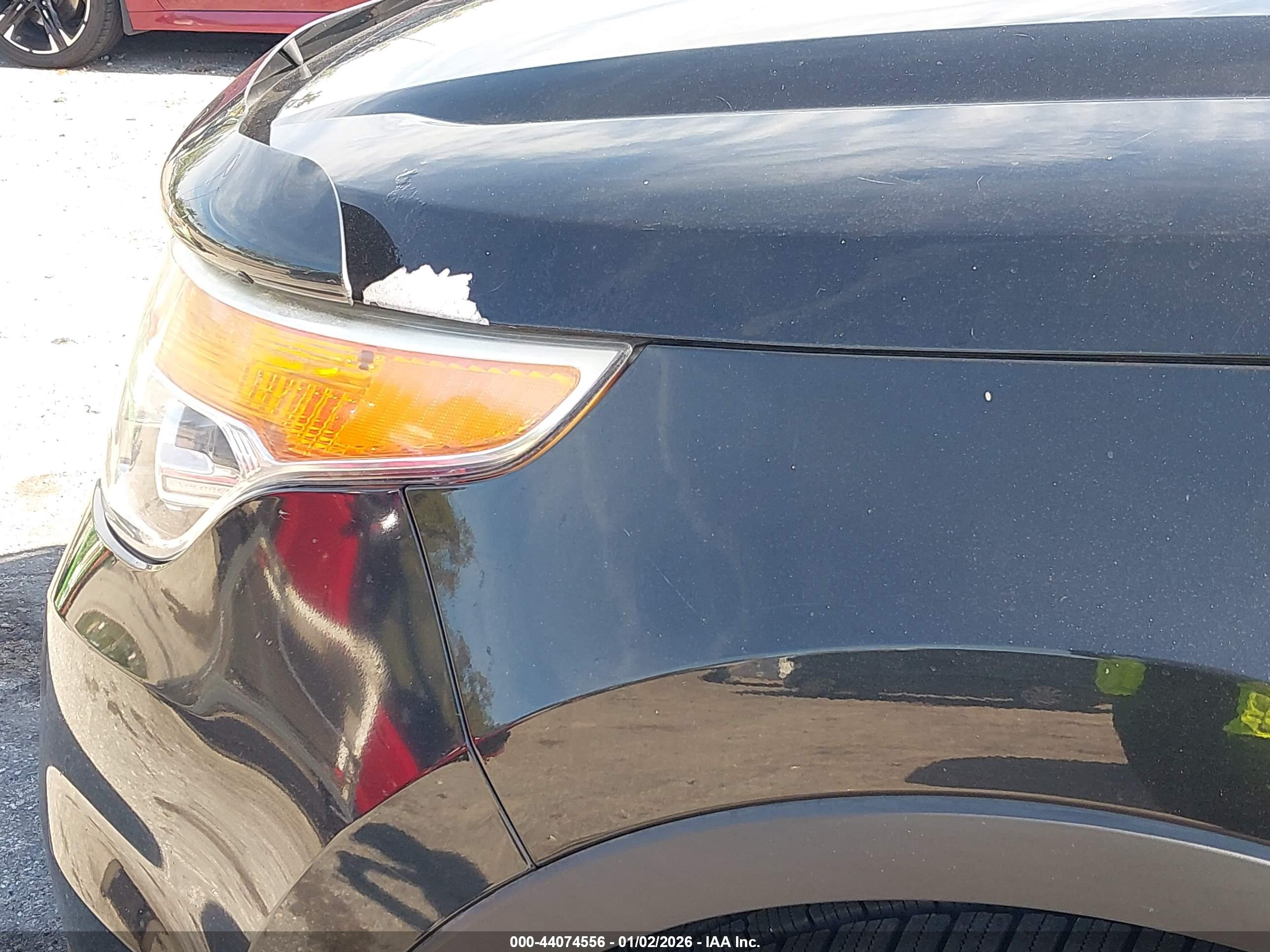 FORD EXPLORER image 6