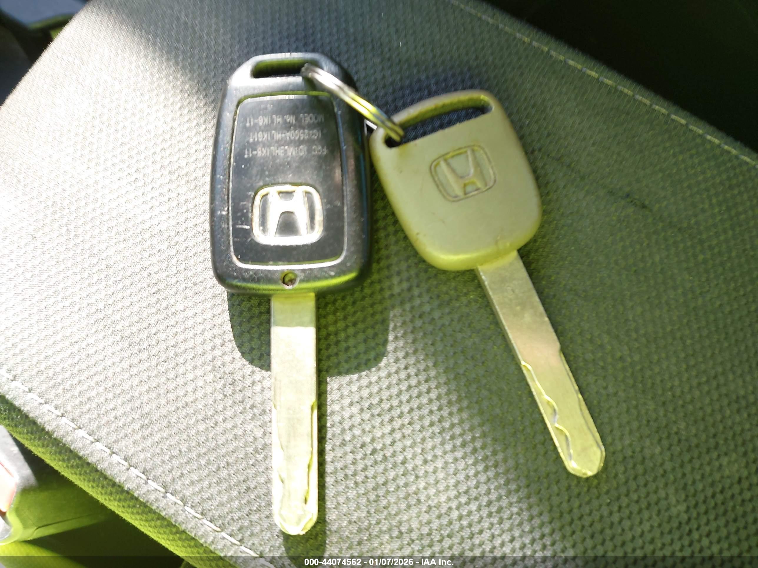 HONDA CIVIC image 11