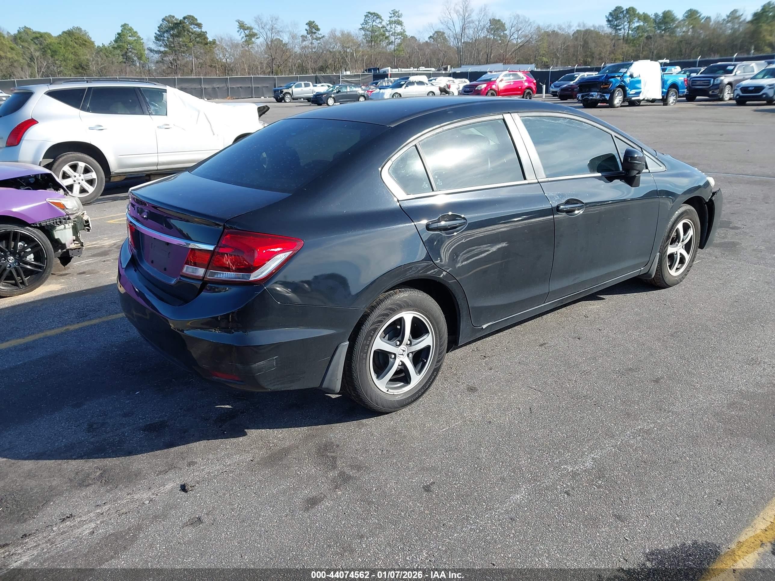HONDA CIVIC image 4
