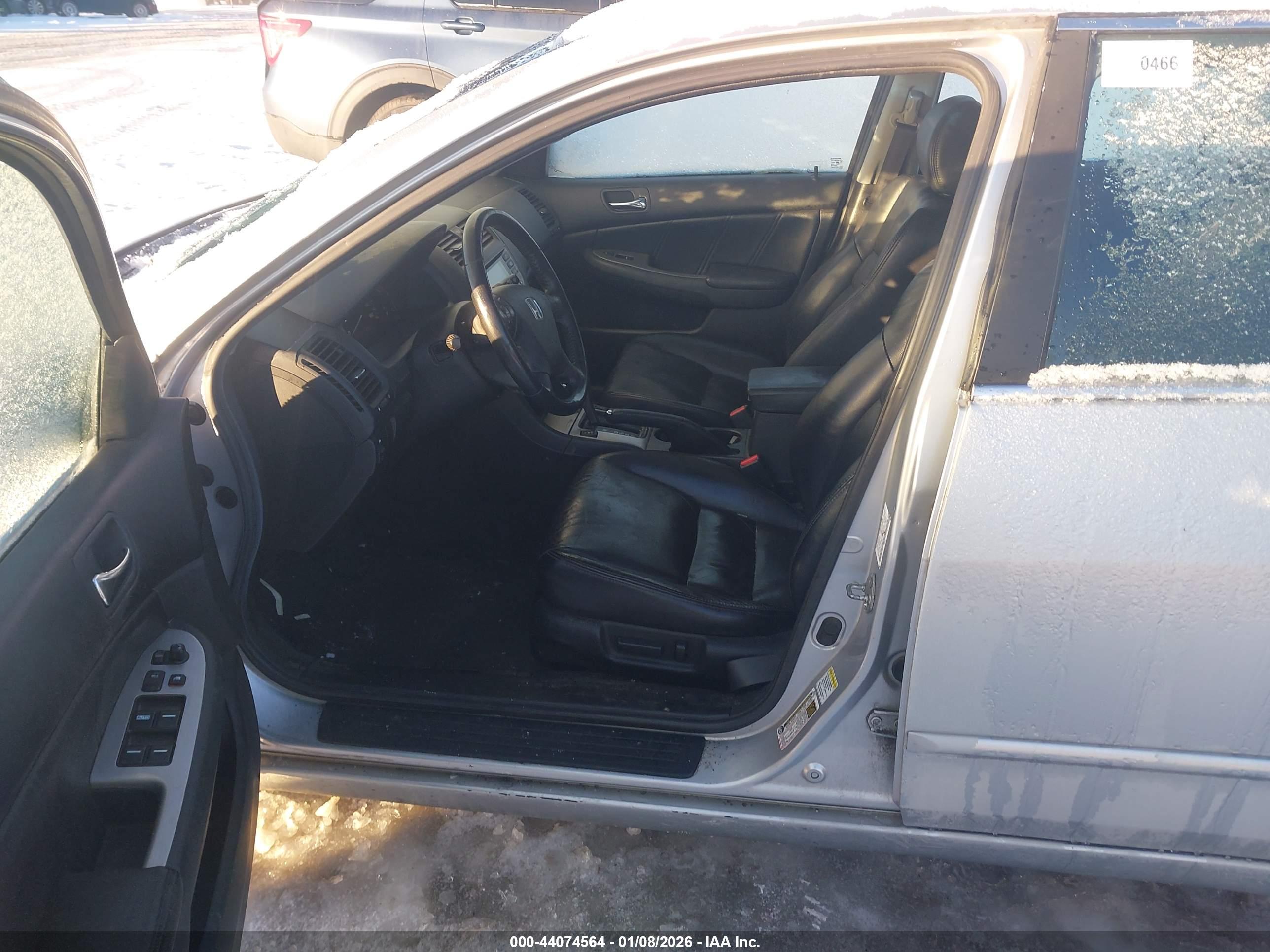 HONDA ACCORD image 5