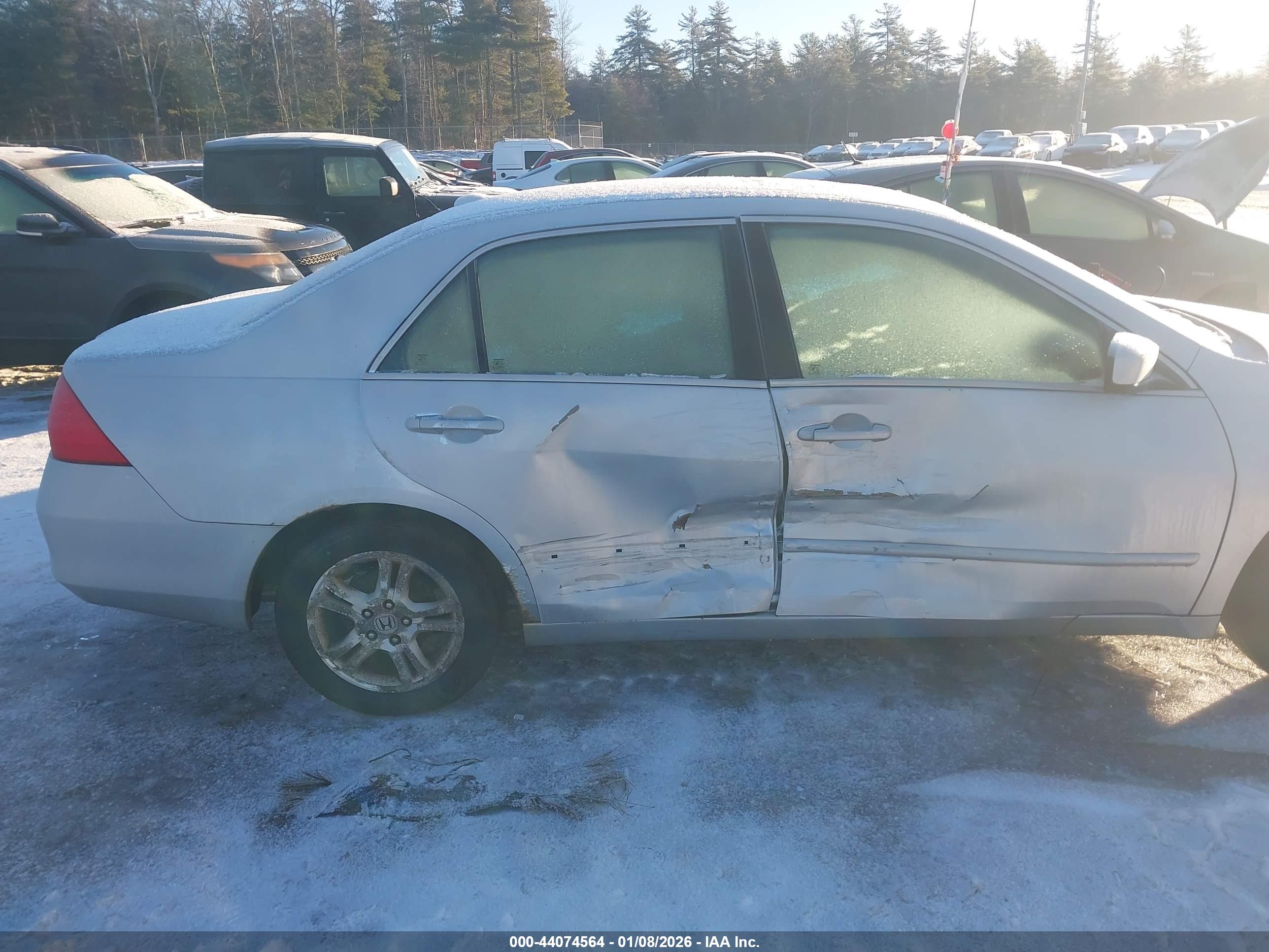 HONDA ACCORD image 6