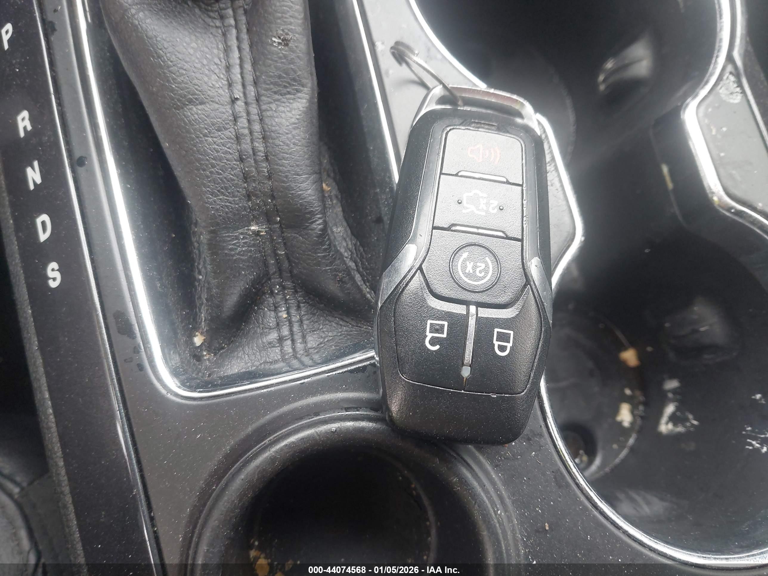 FORD EXPLORER image 11