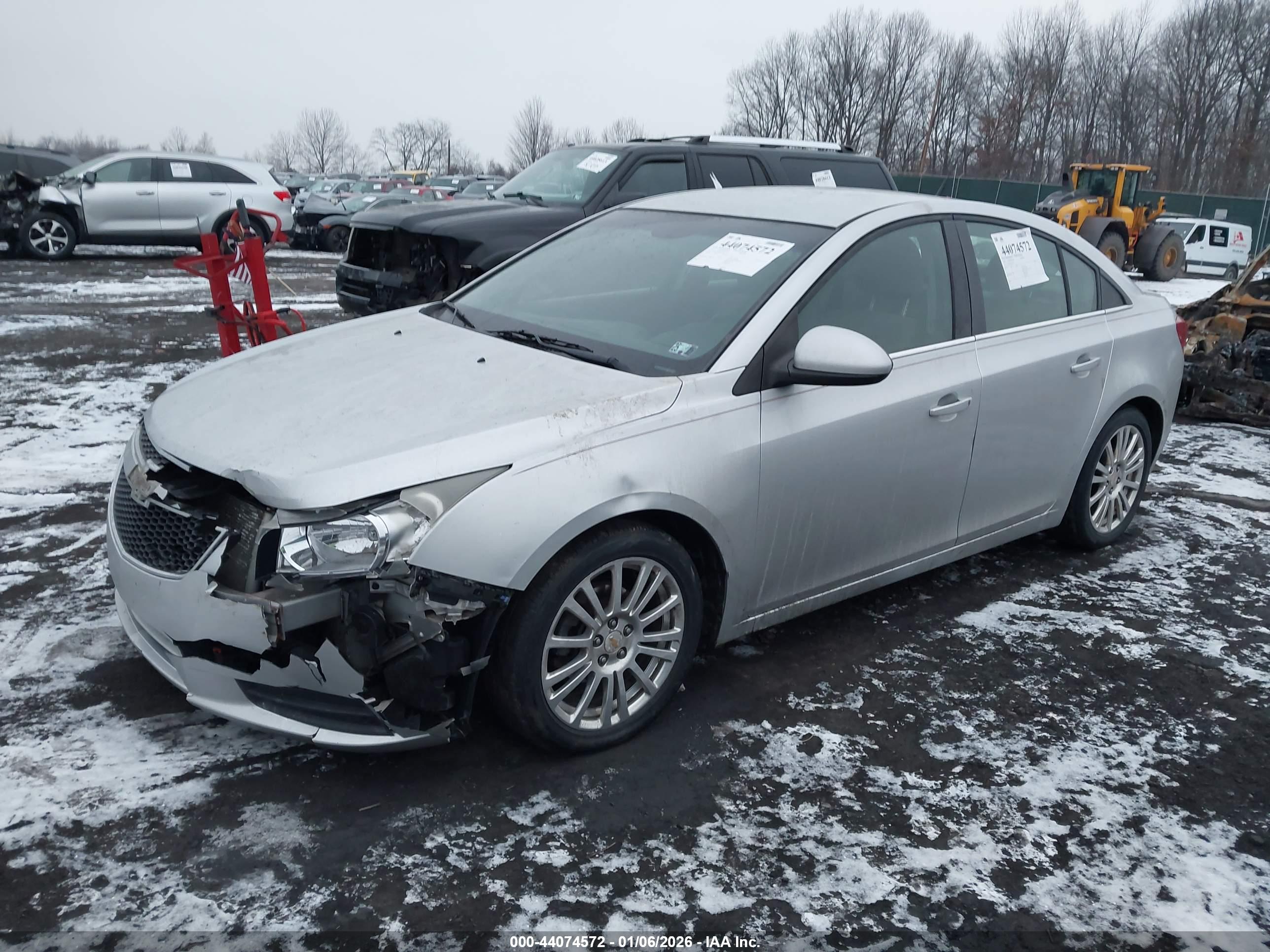 CHEVROLET CRUZE image 2