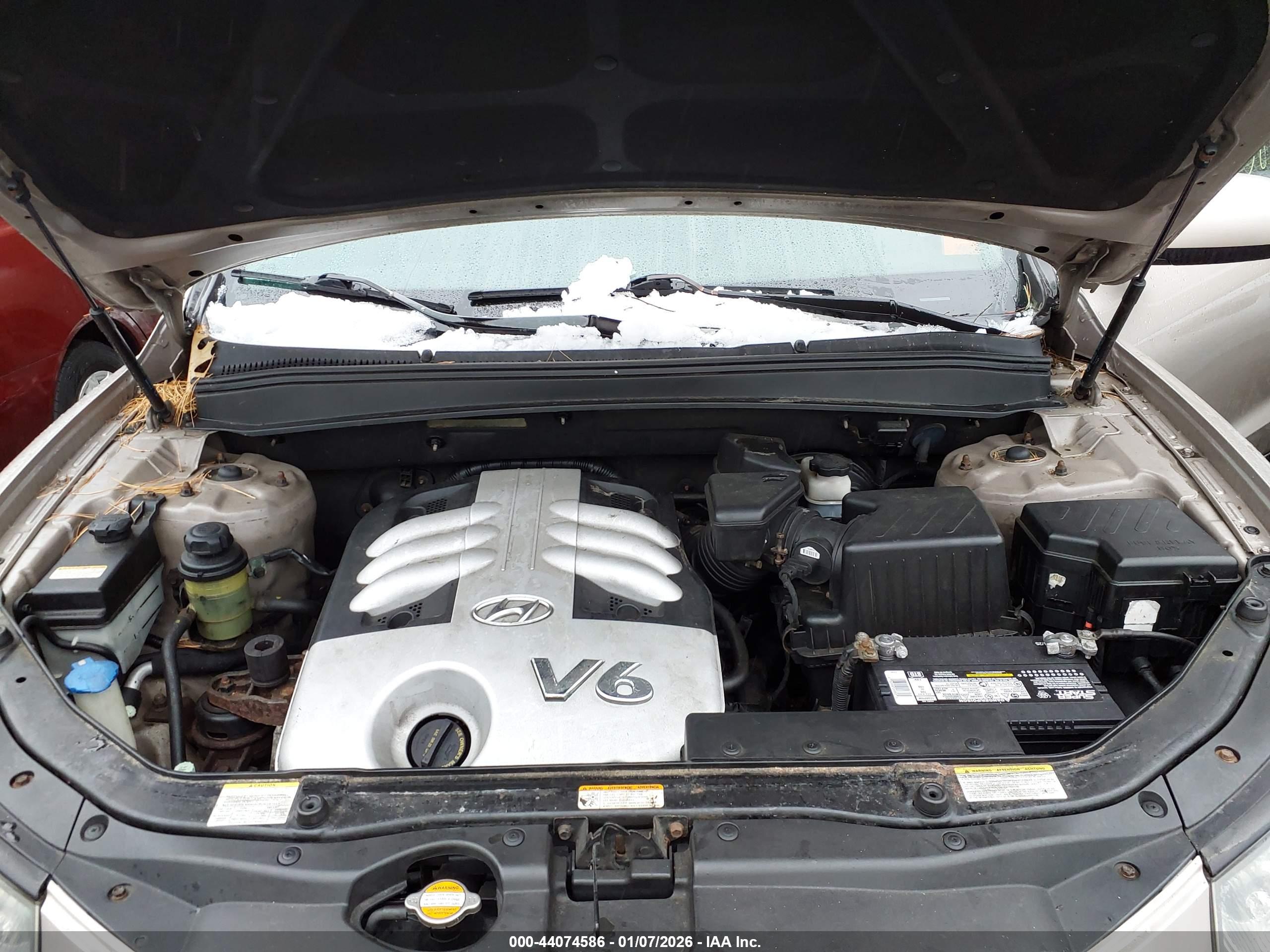 HYUNDAI SANTA image 10