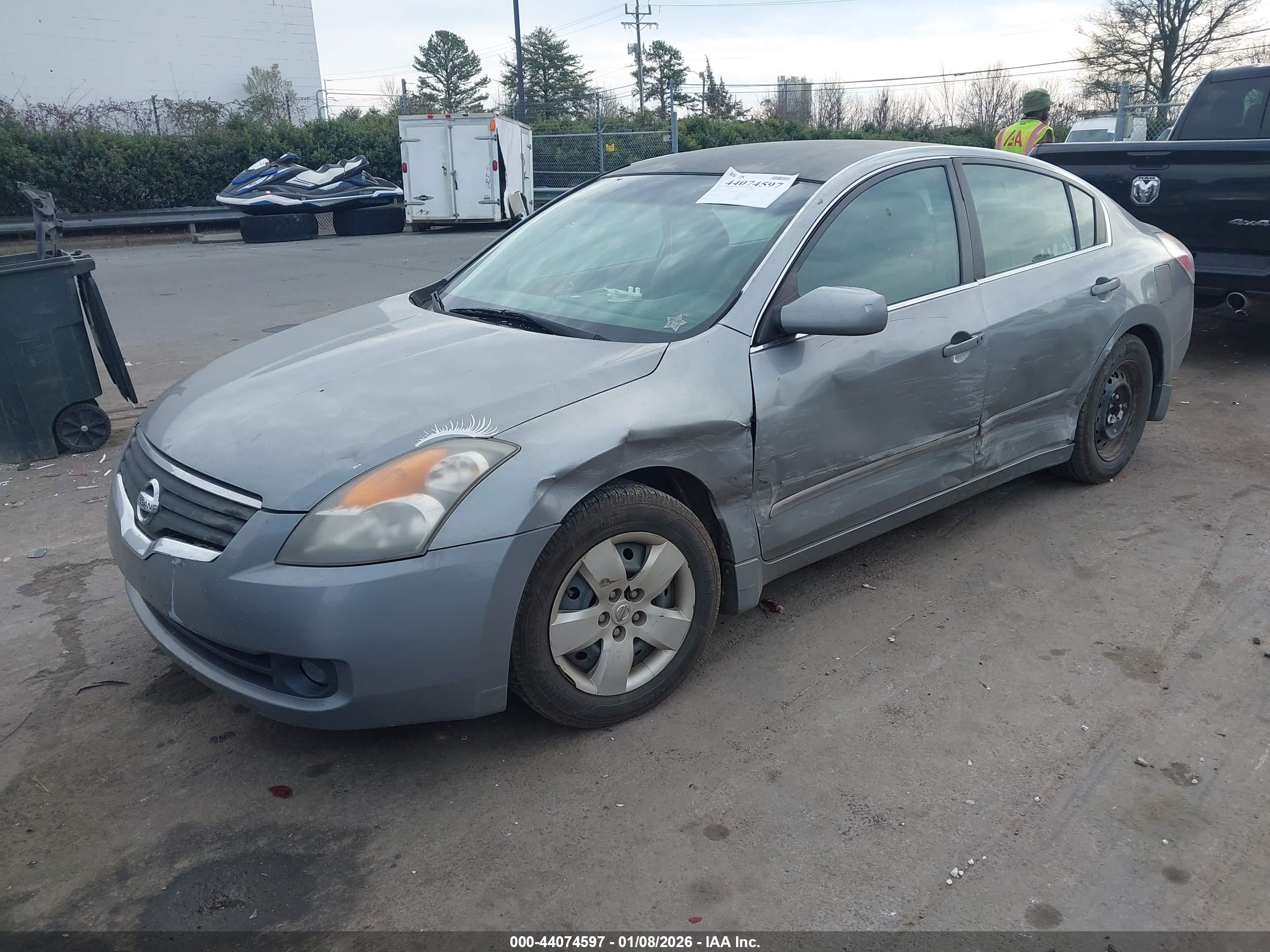 NISSAN ALTIMA image 2