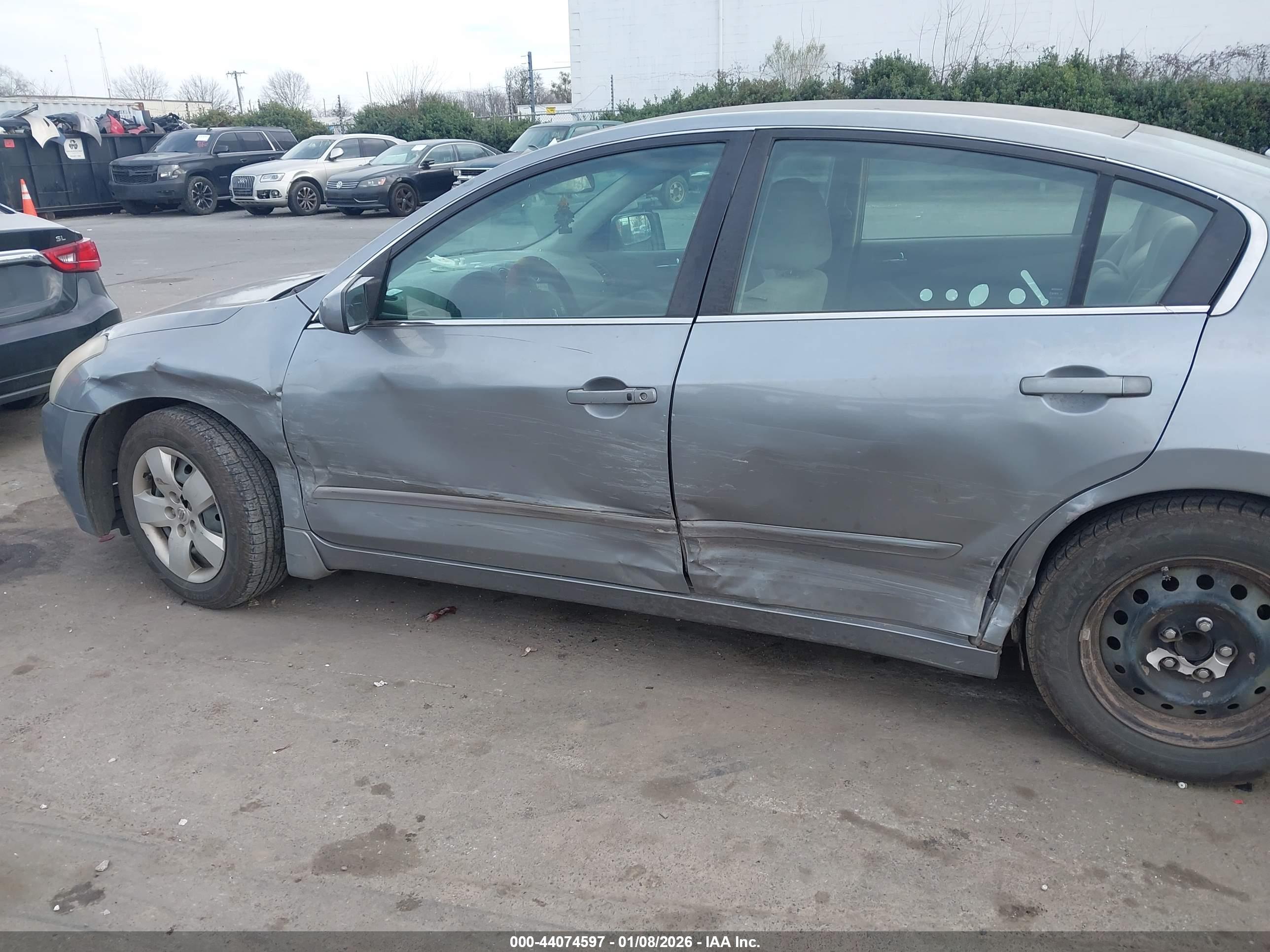 NISSAN ALTIMA image 6