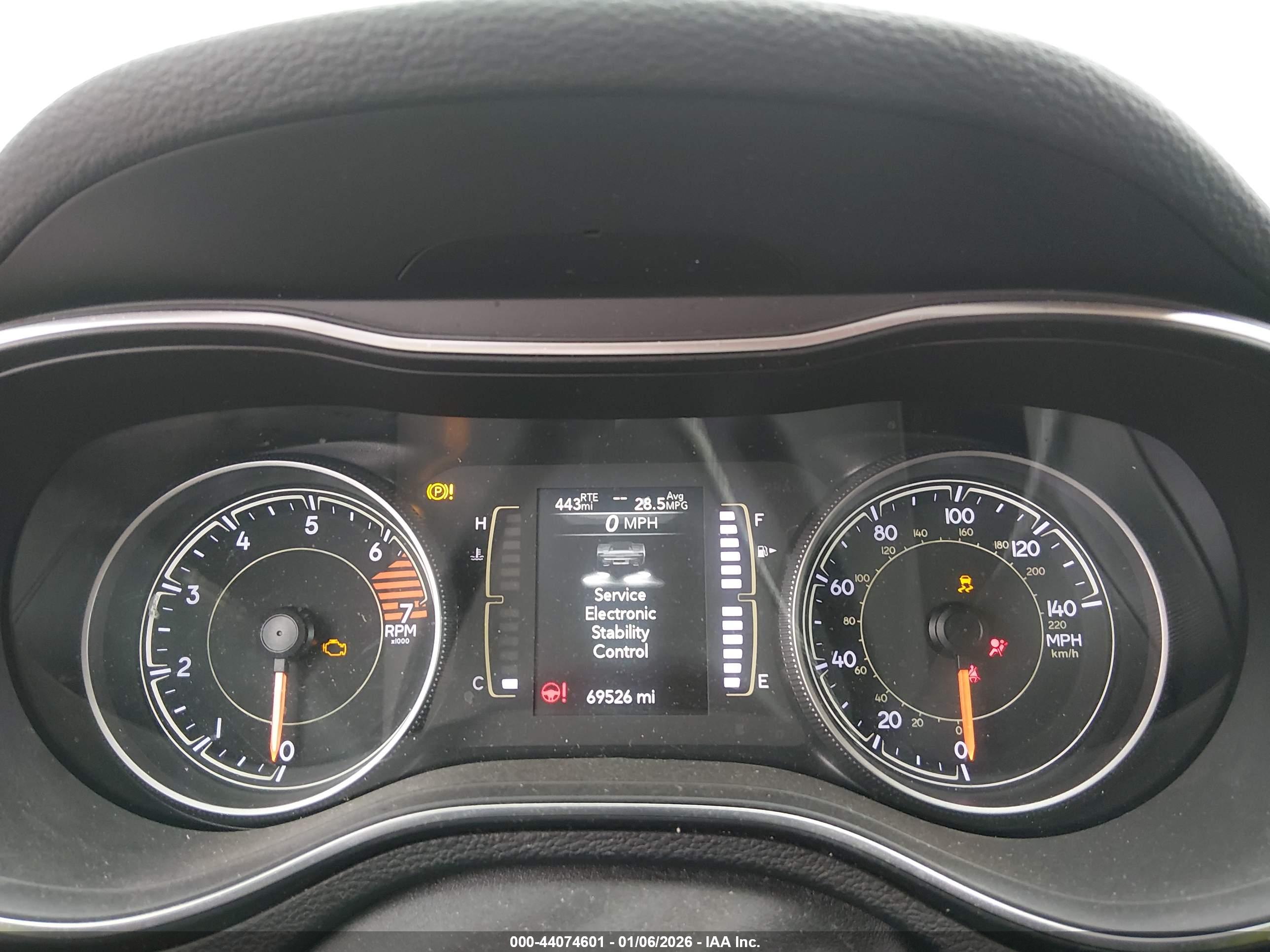 JEEP CHEROKEE image 7