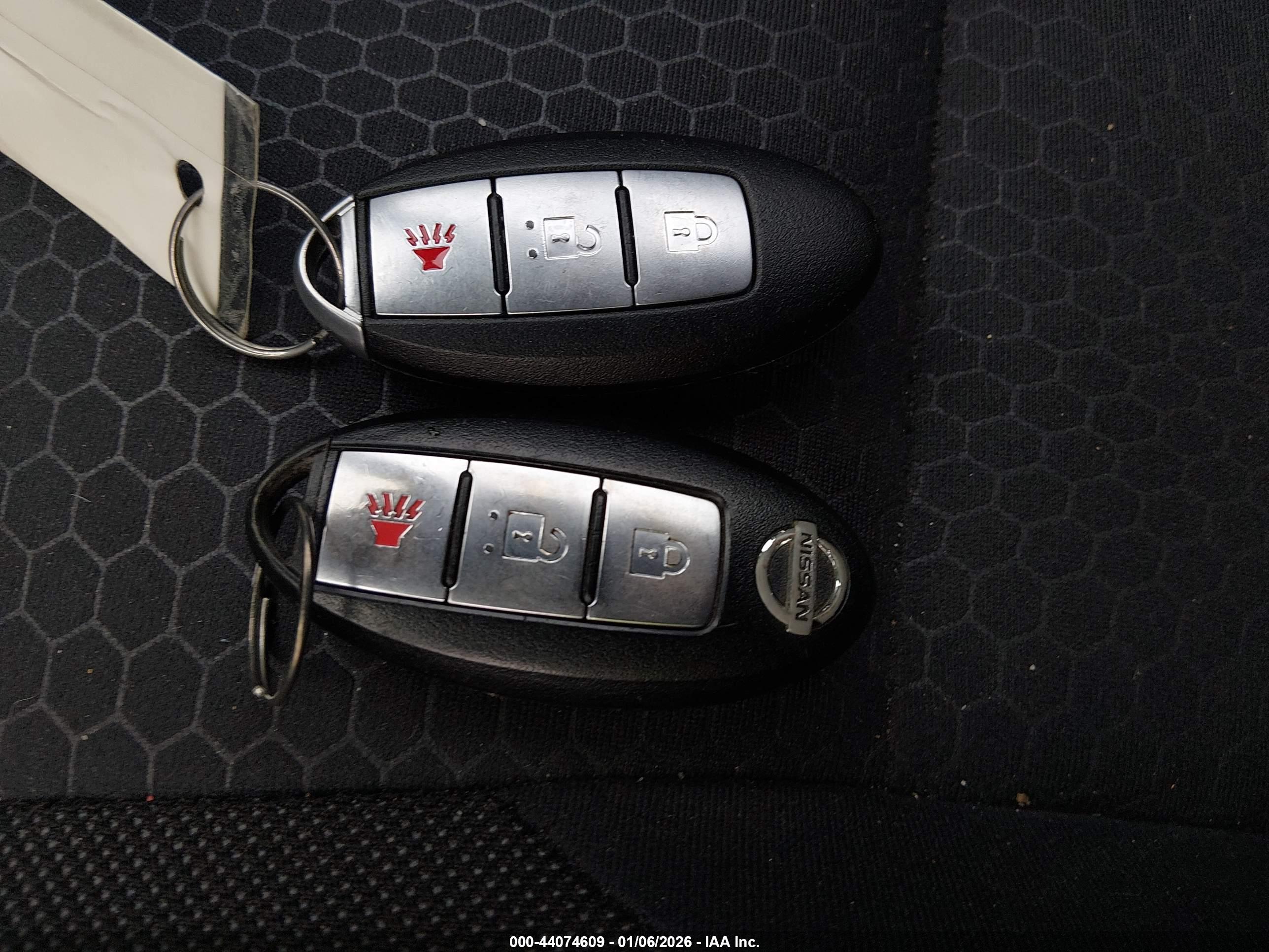 NISSAN JUKE image 11