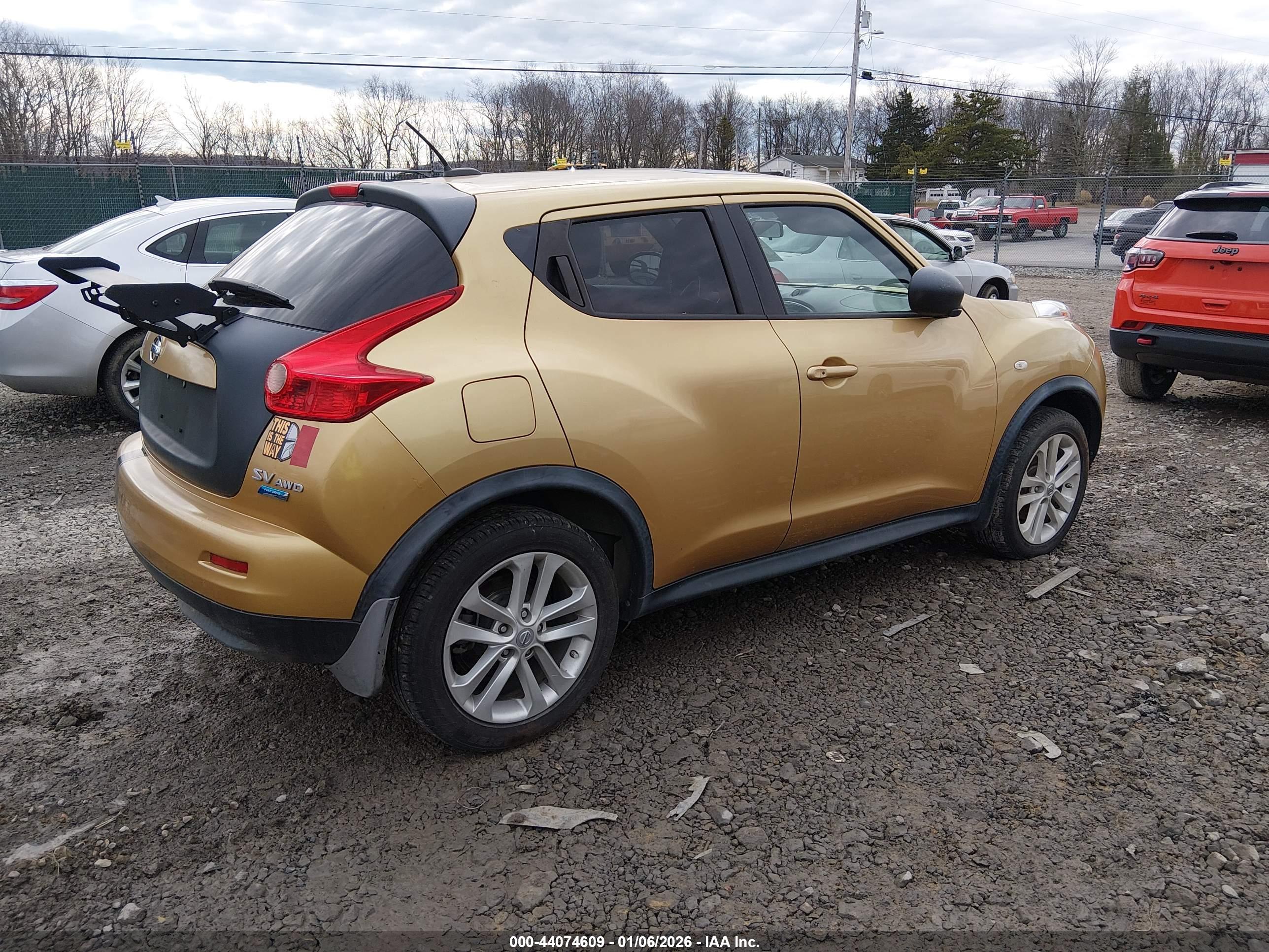 NISSAN JUKE image 4