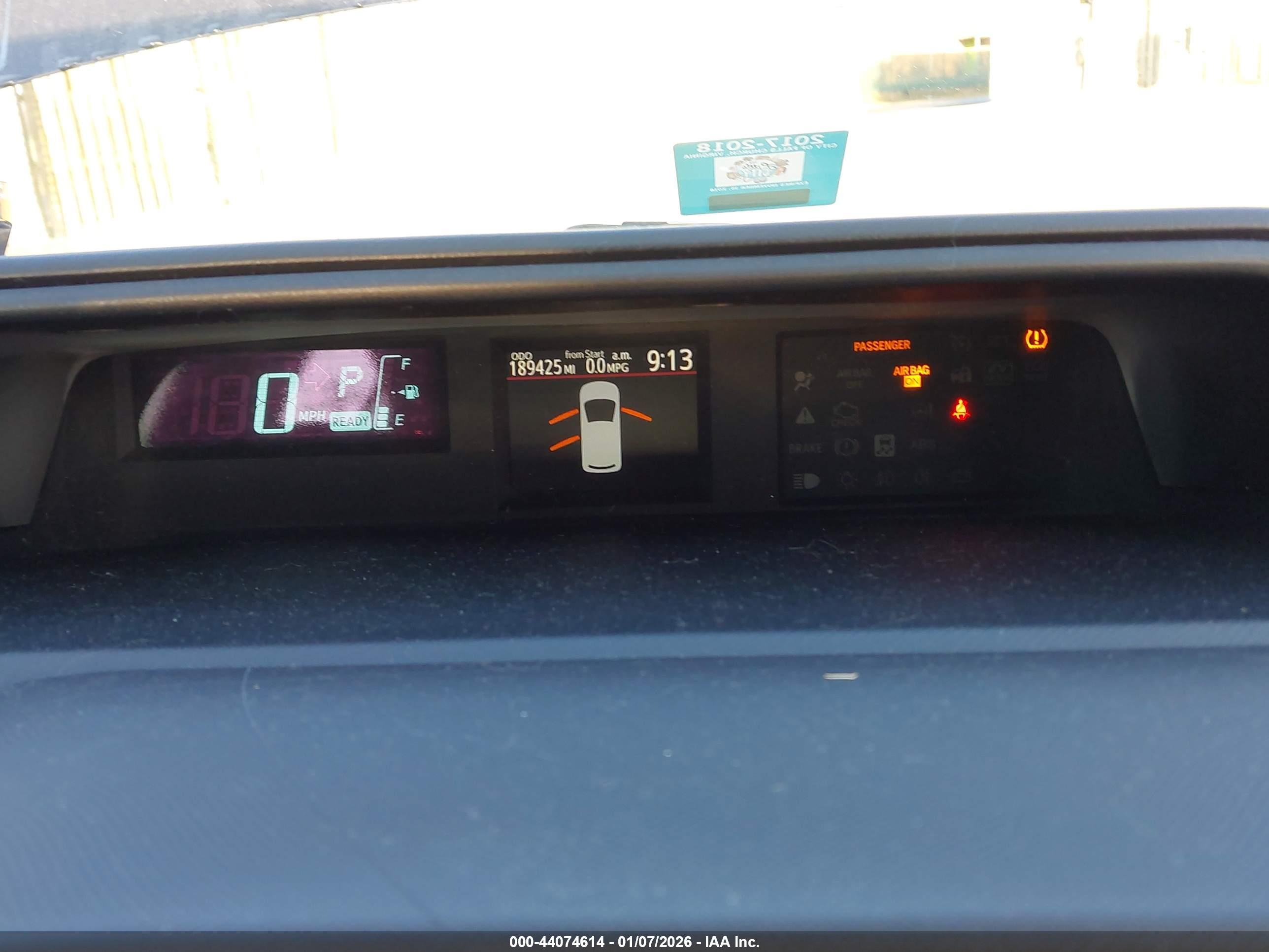 TOYOTA PRIUS image 7