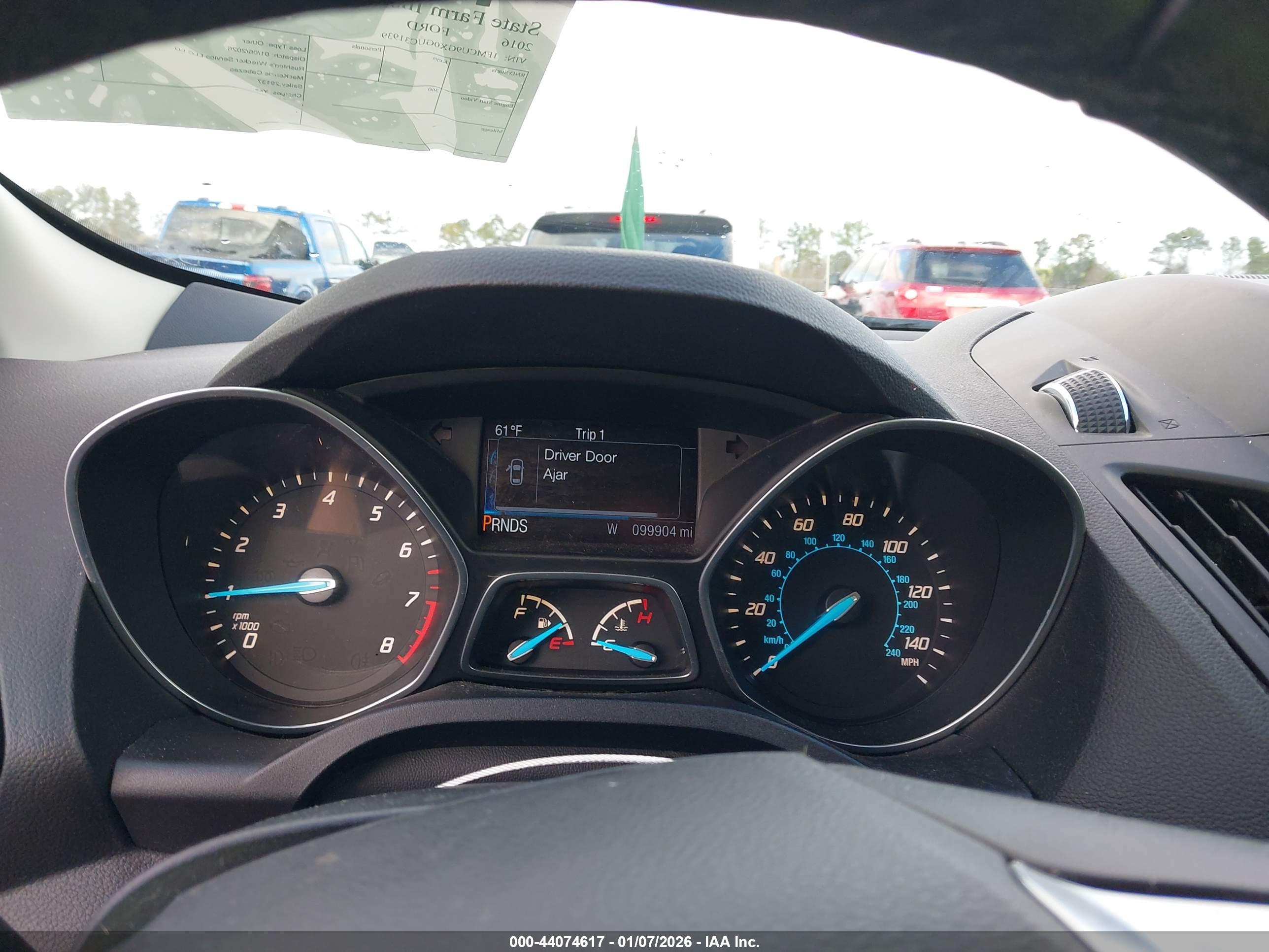 FORD ESCAPE image 7