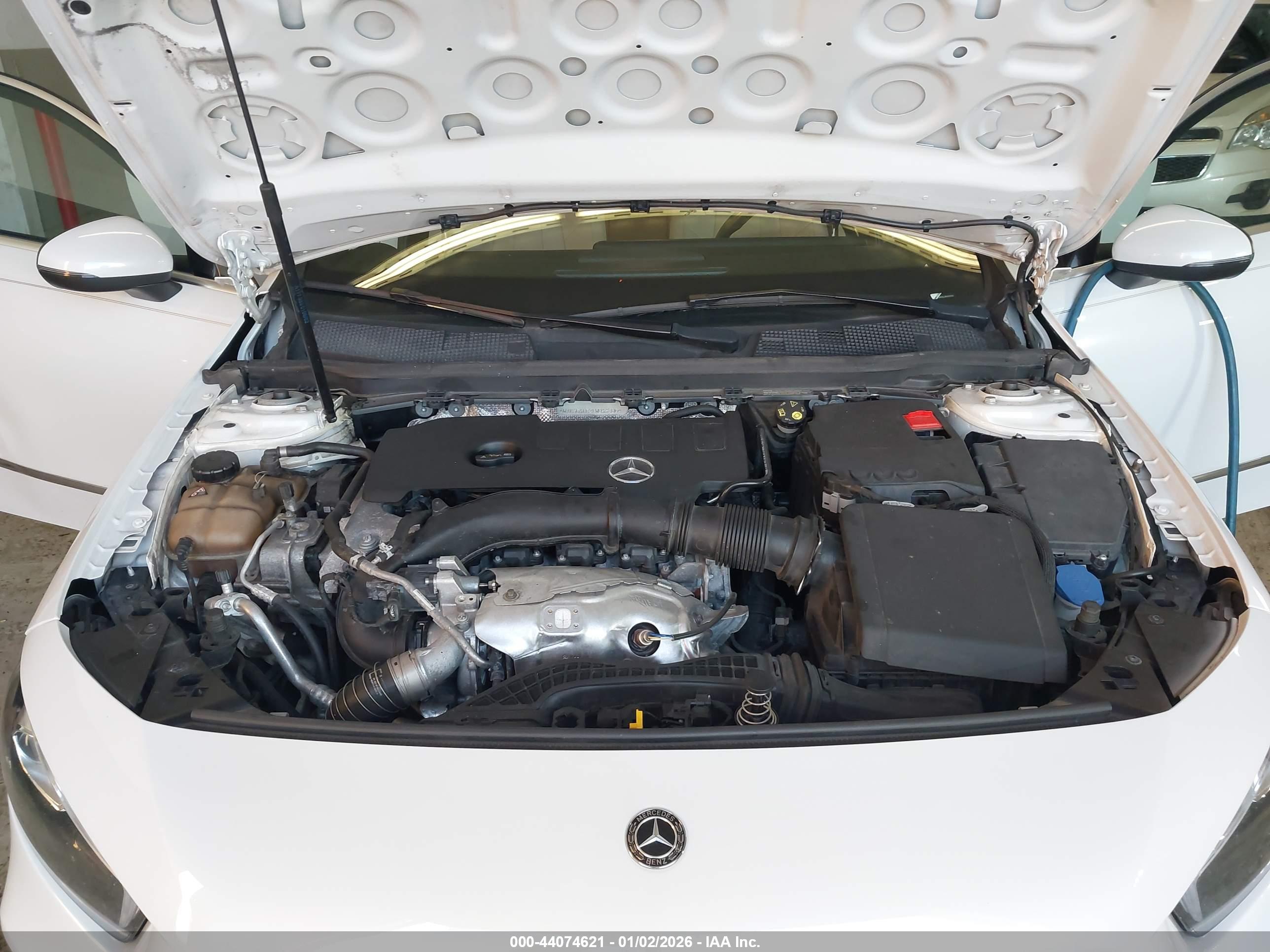 MERCEDES-BENZ A image 10
