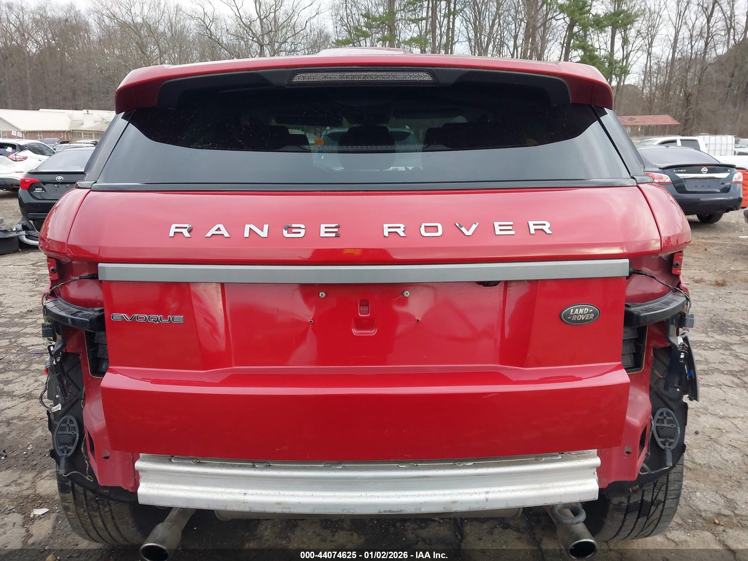 LAND ROVER image 6