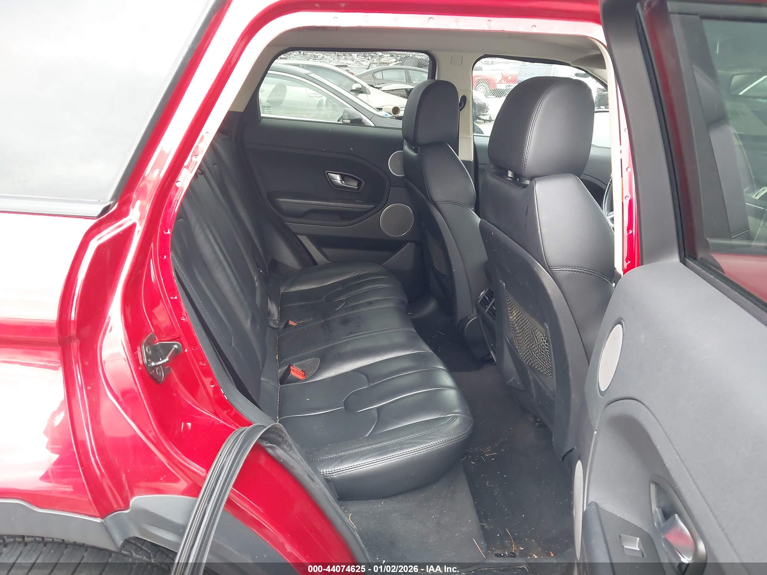 LAND ROVER image 8