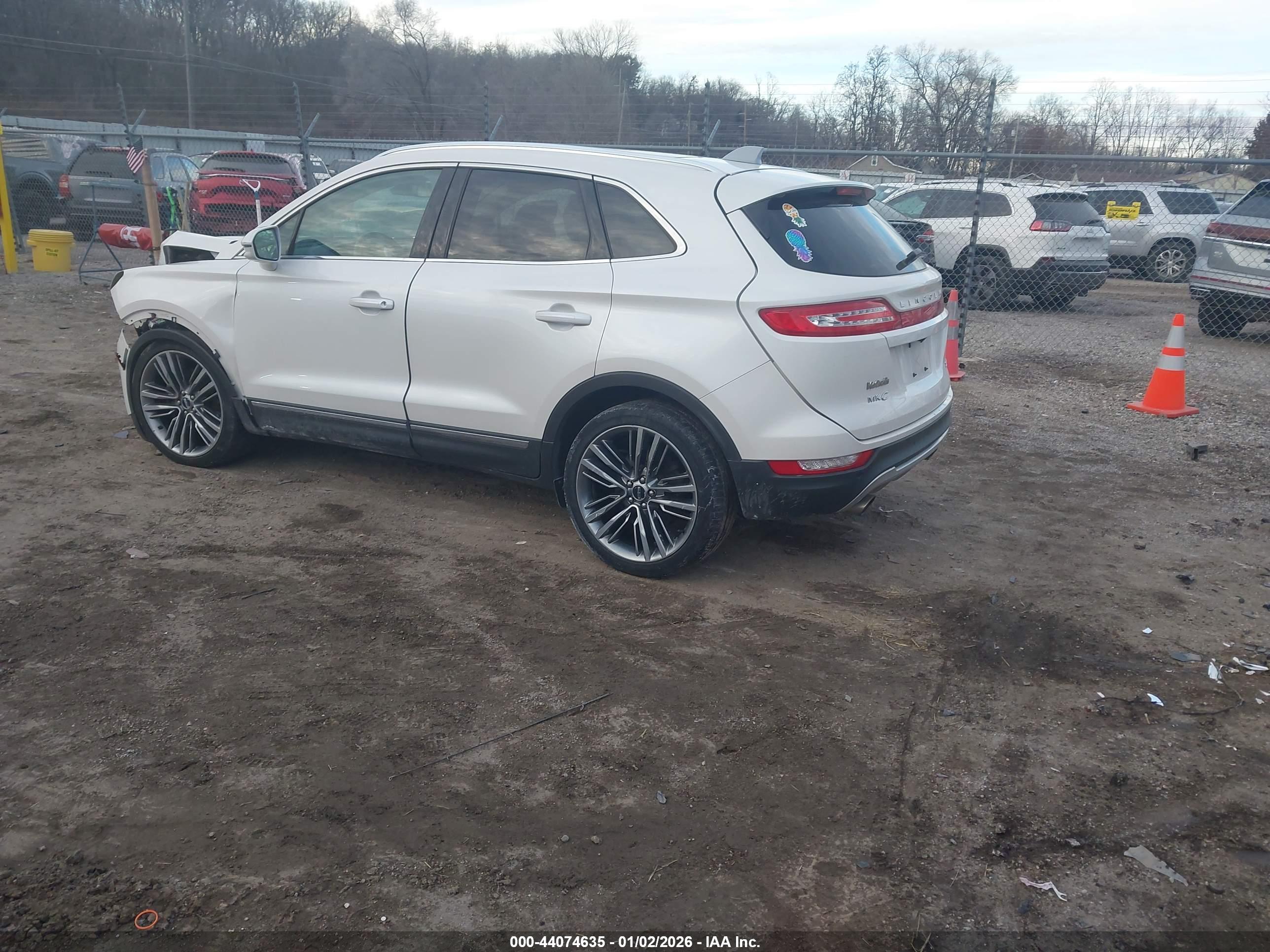 LINCOLN MKC image 3