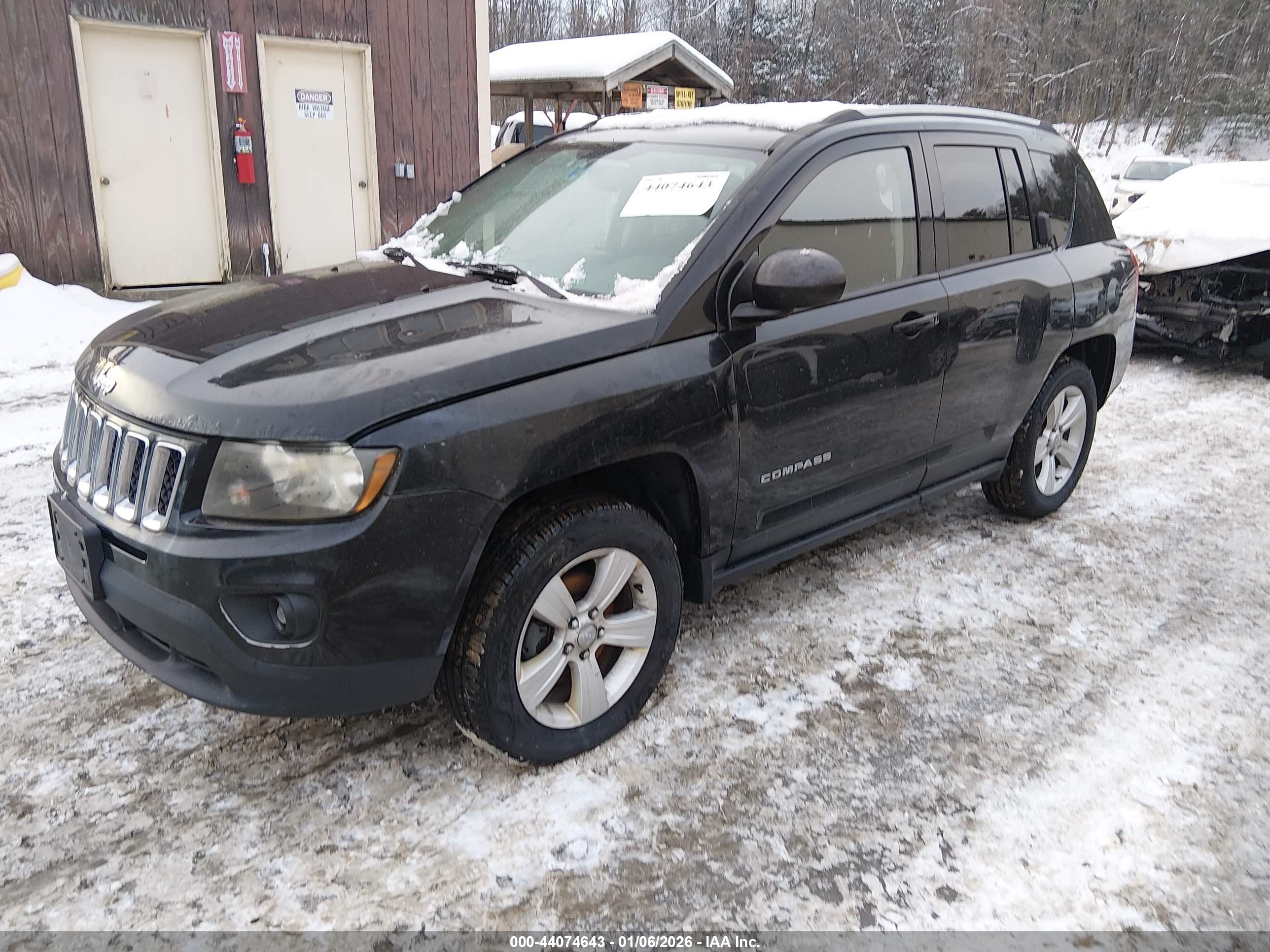 JEEP COMPASS image 2