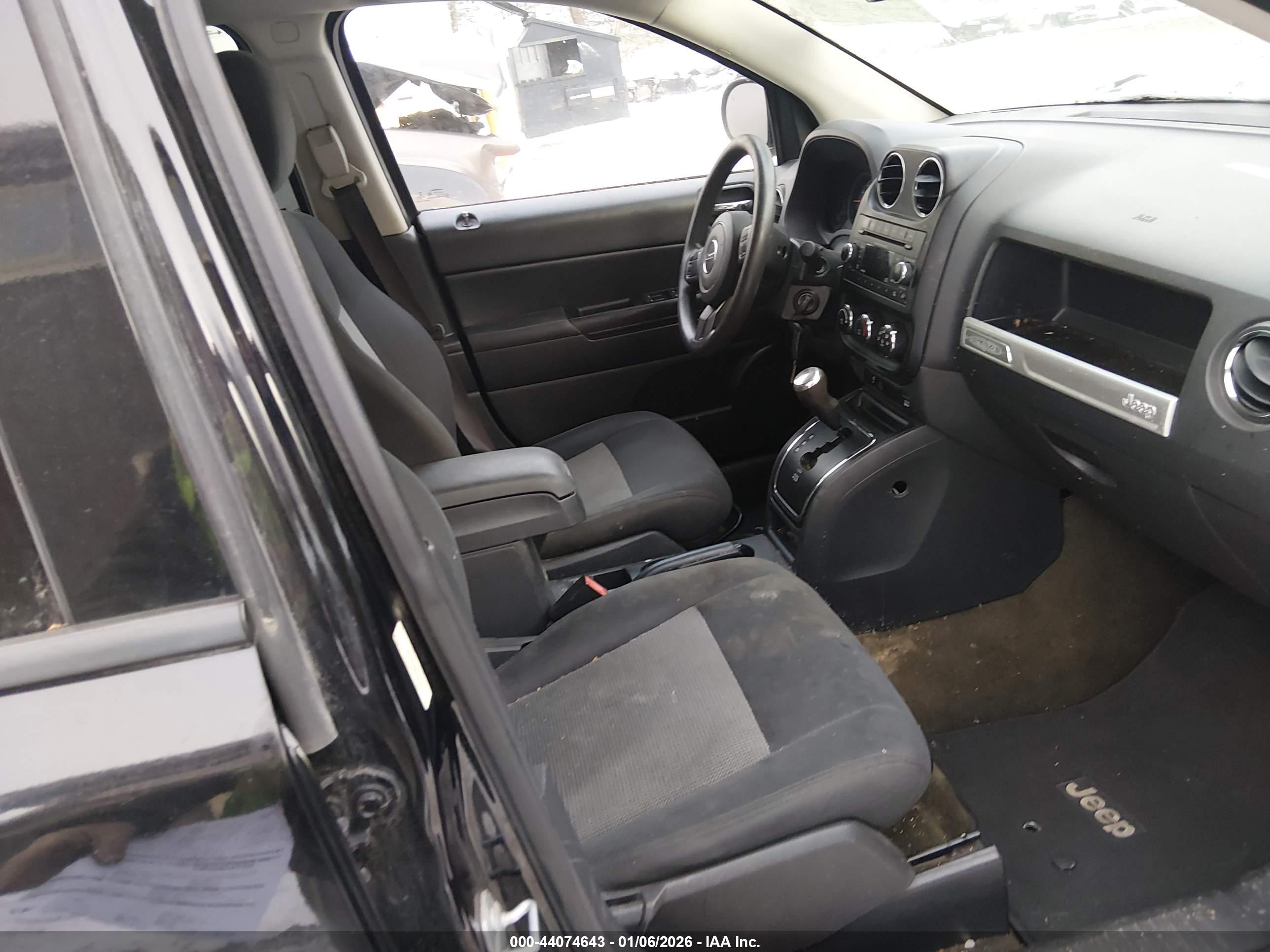 JEEP COMPASS image 5