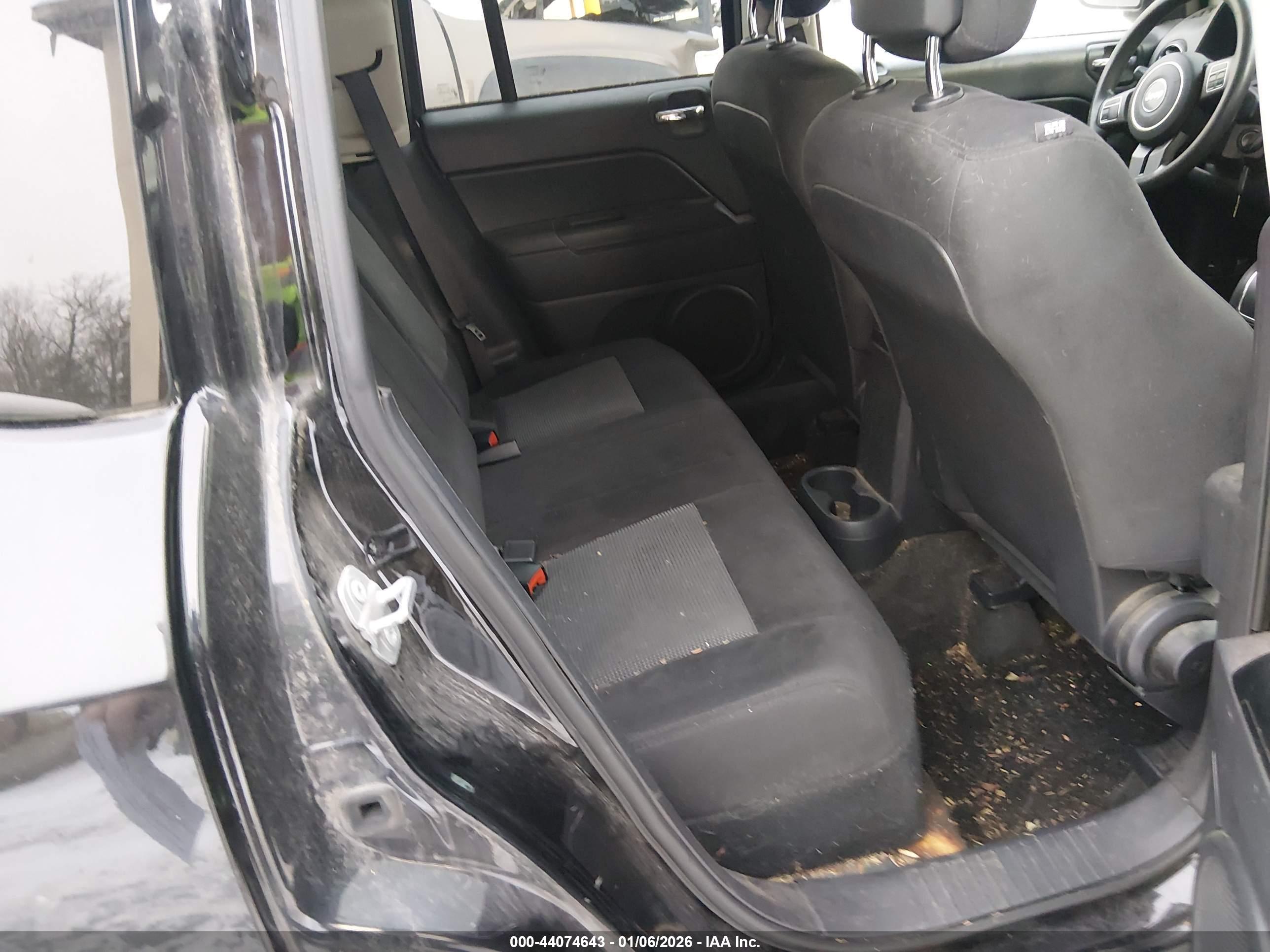 JEEP COMPASS image 8