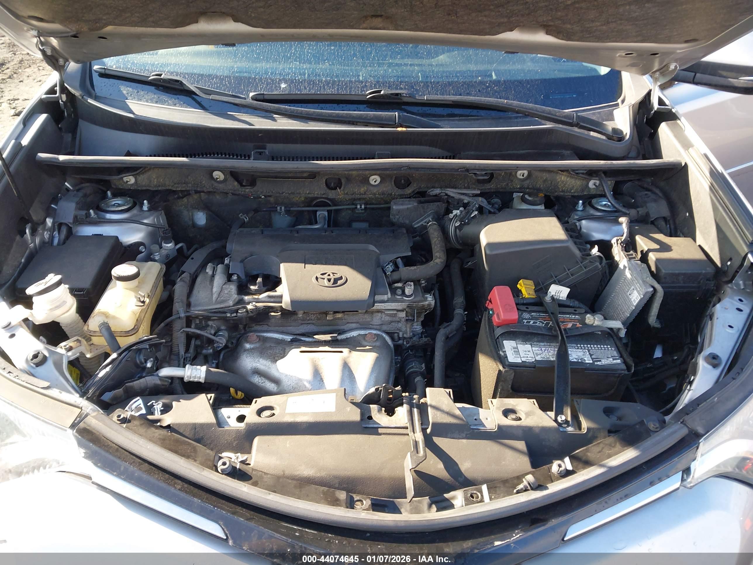 TOYOTA RAV4 image 10
