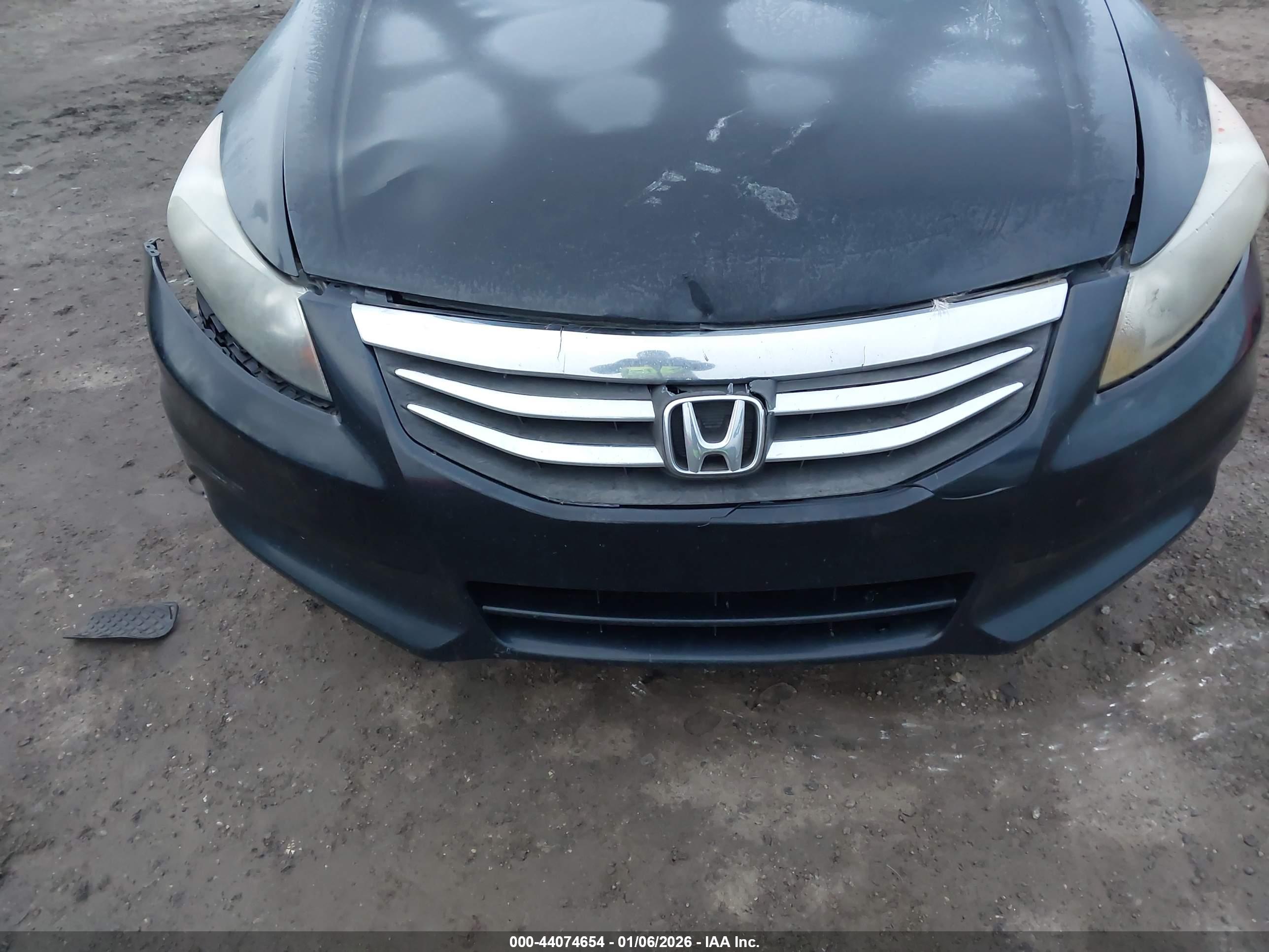 HONDA ACCORD image 6