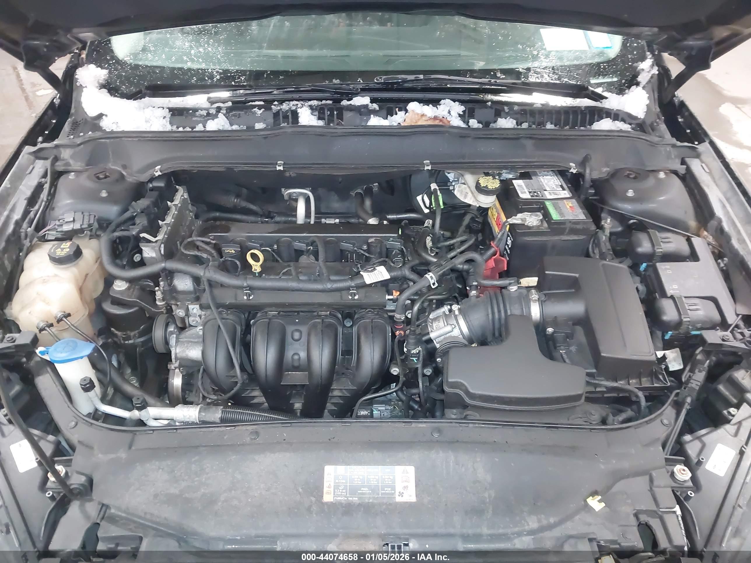 FORD FUSION image 10