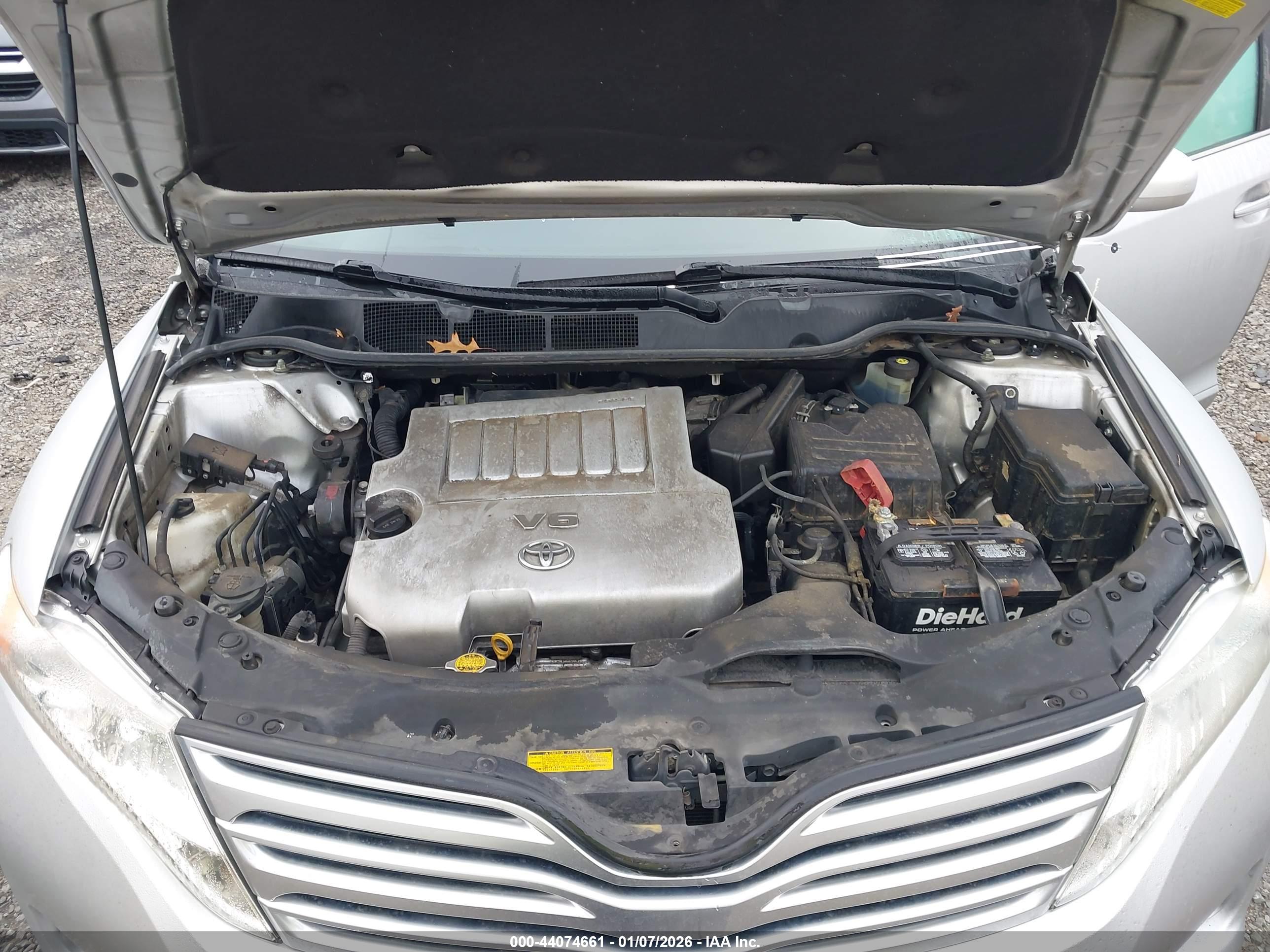 TOYOTA VENZA image 10