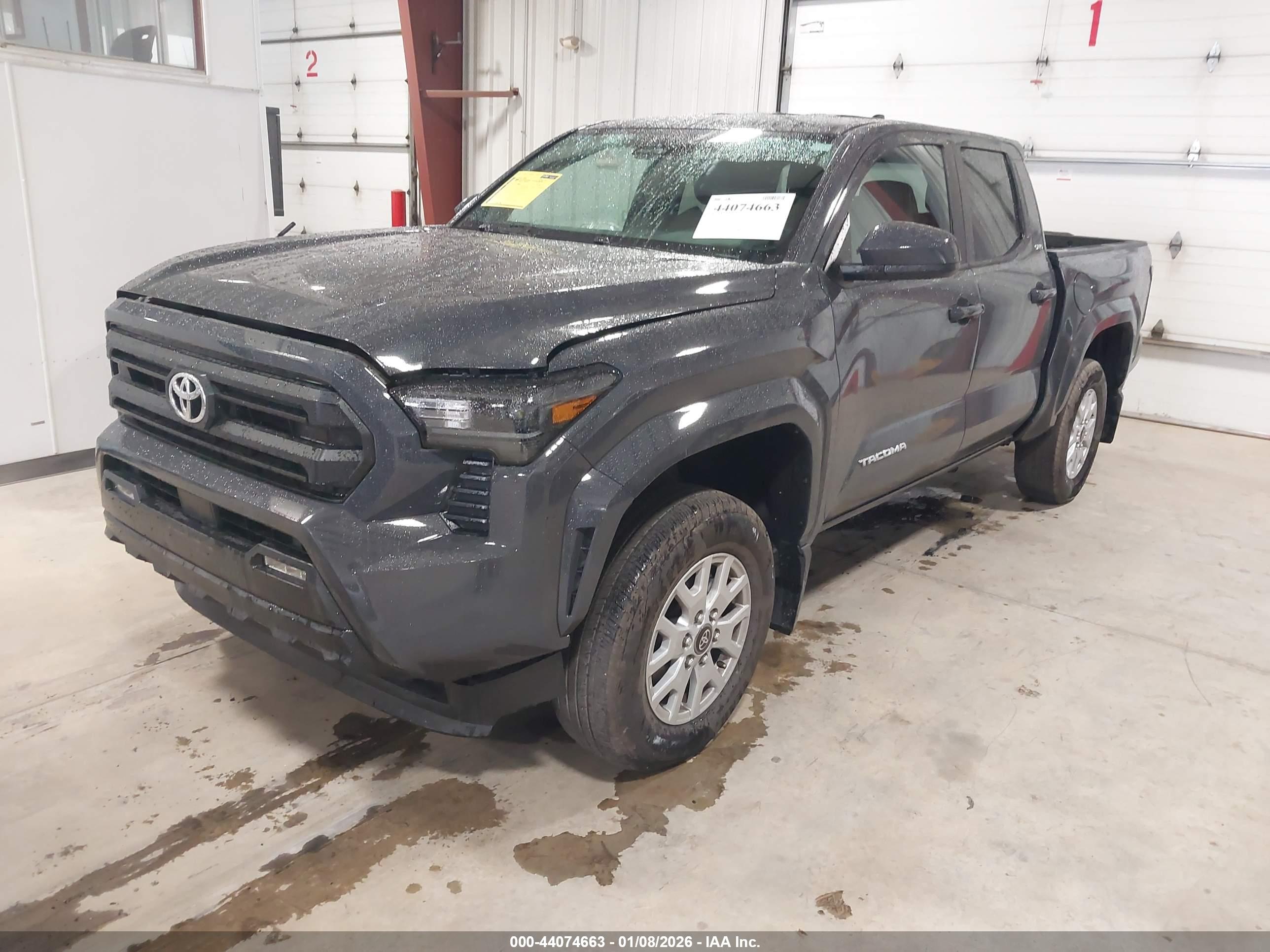 TOYOTA TACOMA image 2