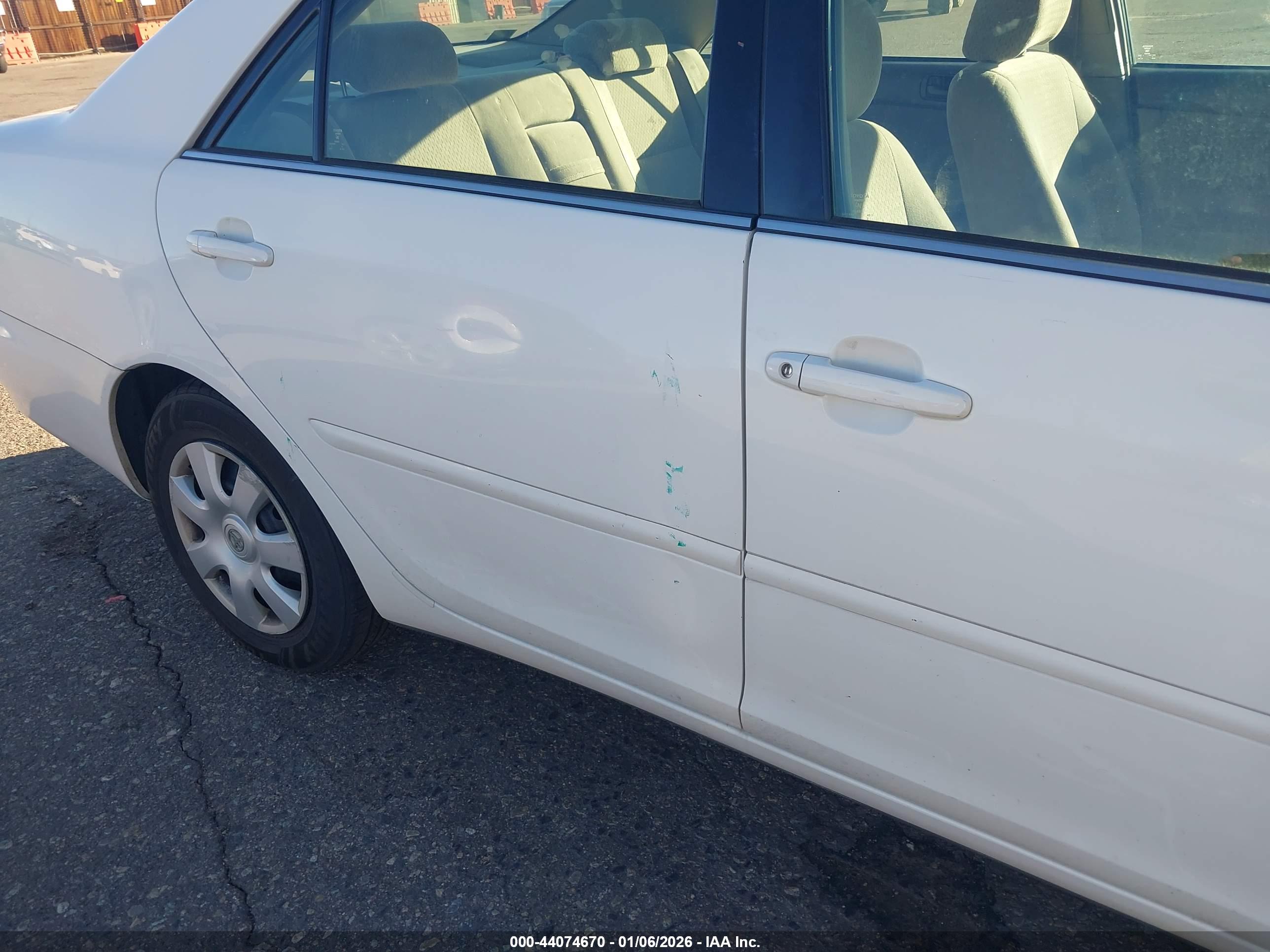 TOYOTA CAMRY image 6