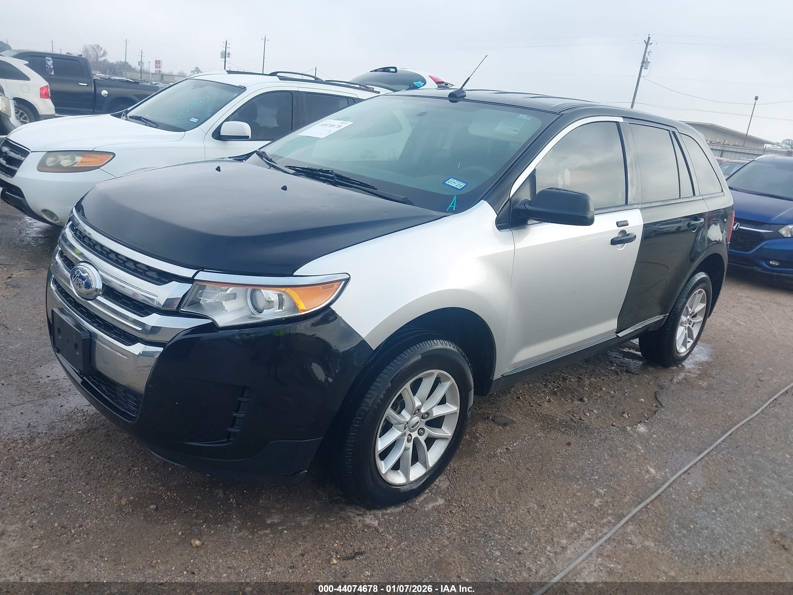 FORD EDGE image 2