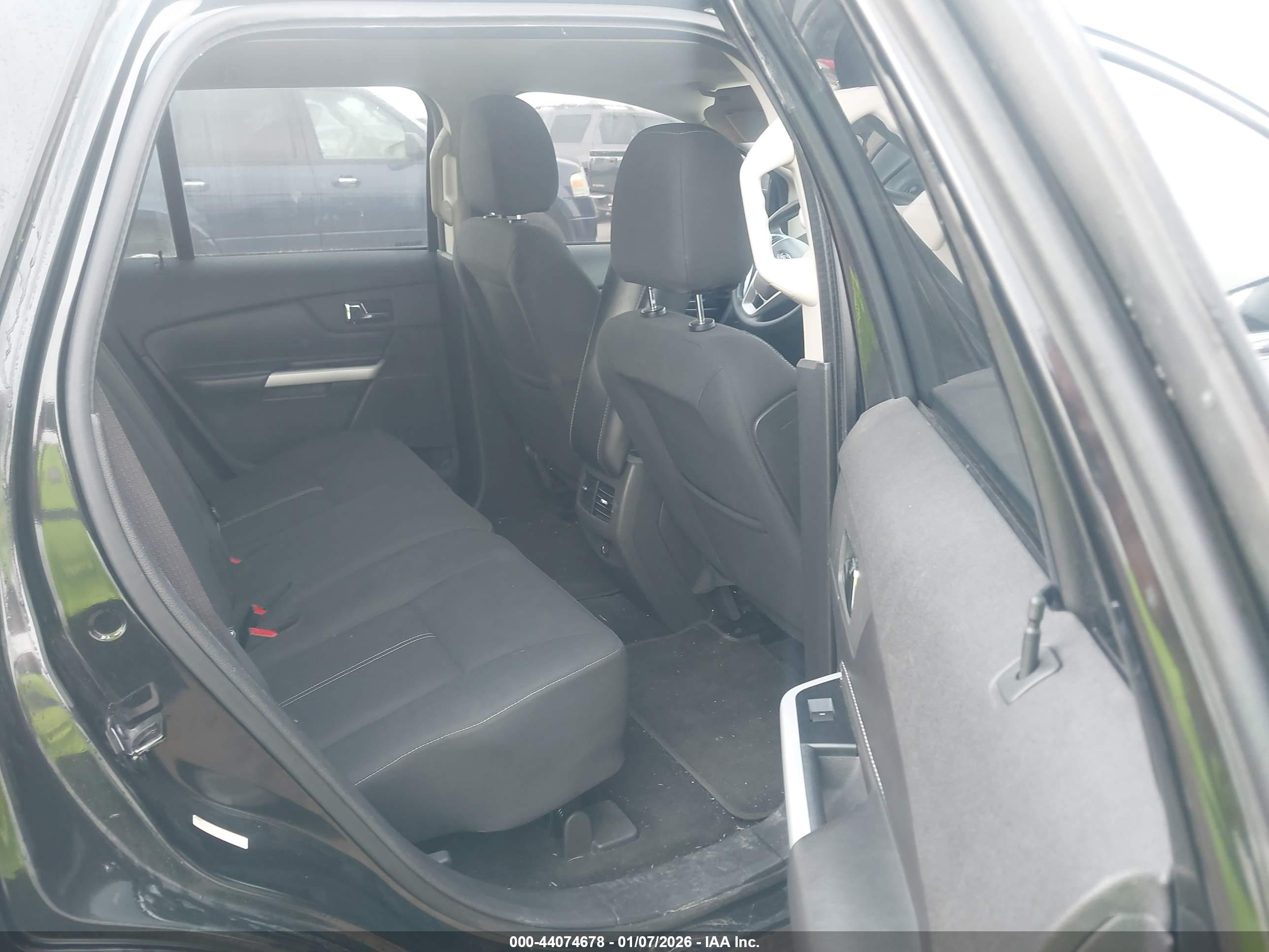 FORD EDGE image 8