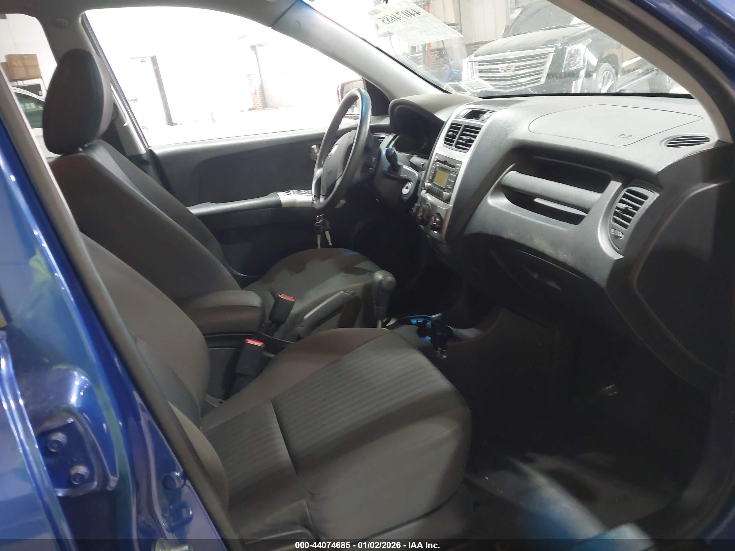 KIA SPORTAGE image 5