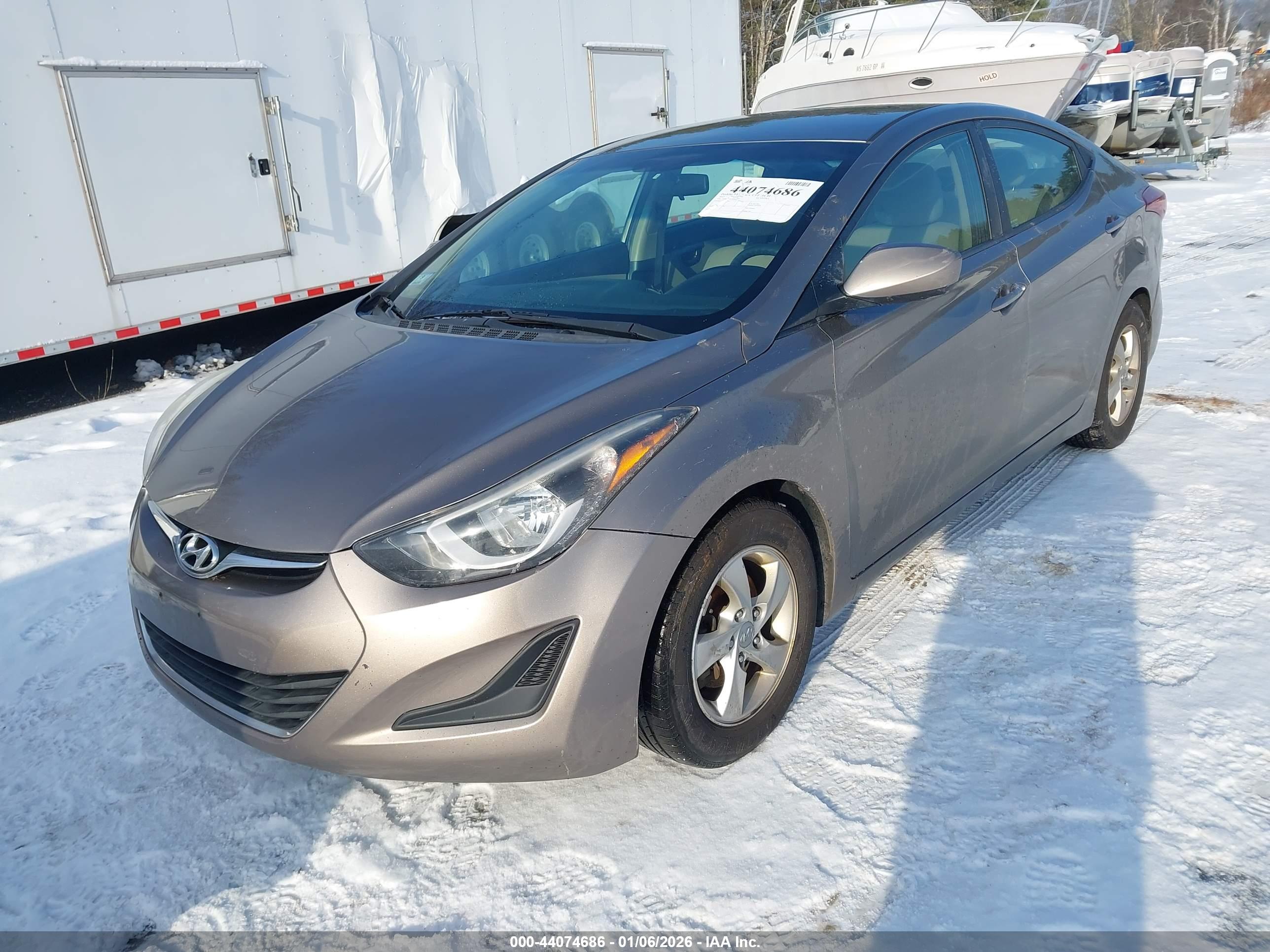 HYUNDAI ELANTRA image 2