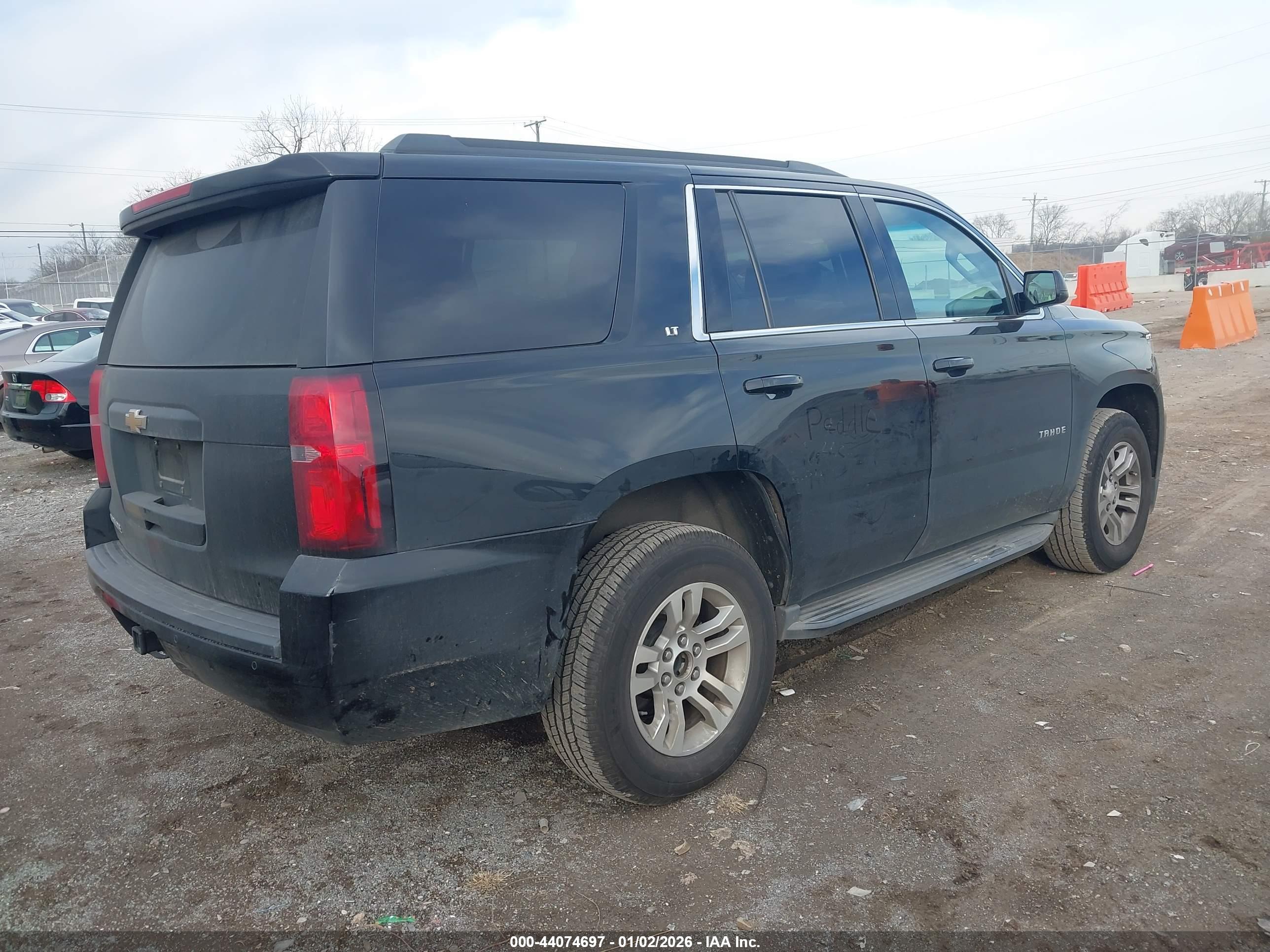 CHEVROLET TAHOE image 4