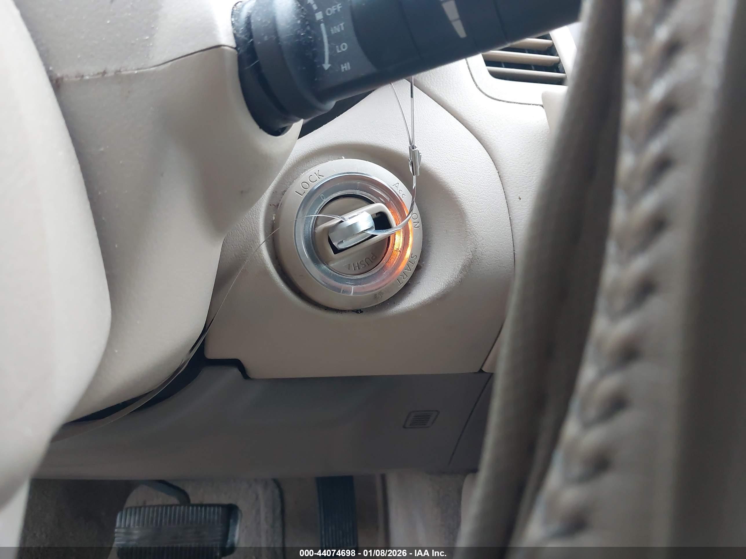 NISSAN MURANO image 11