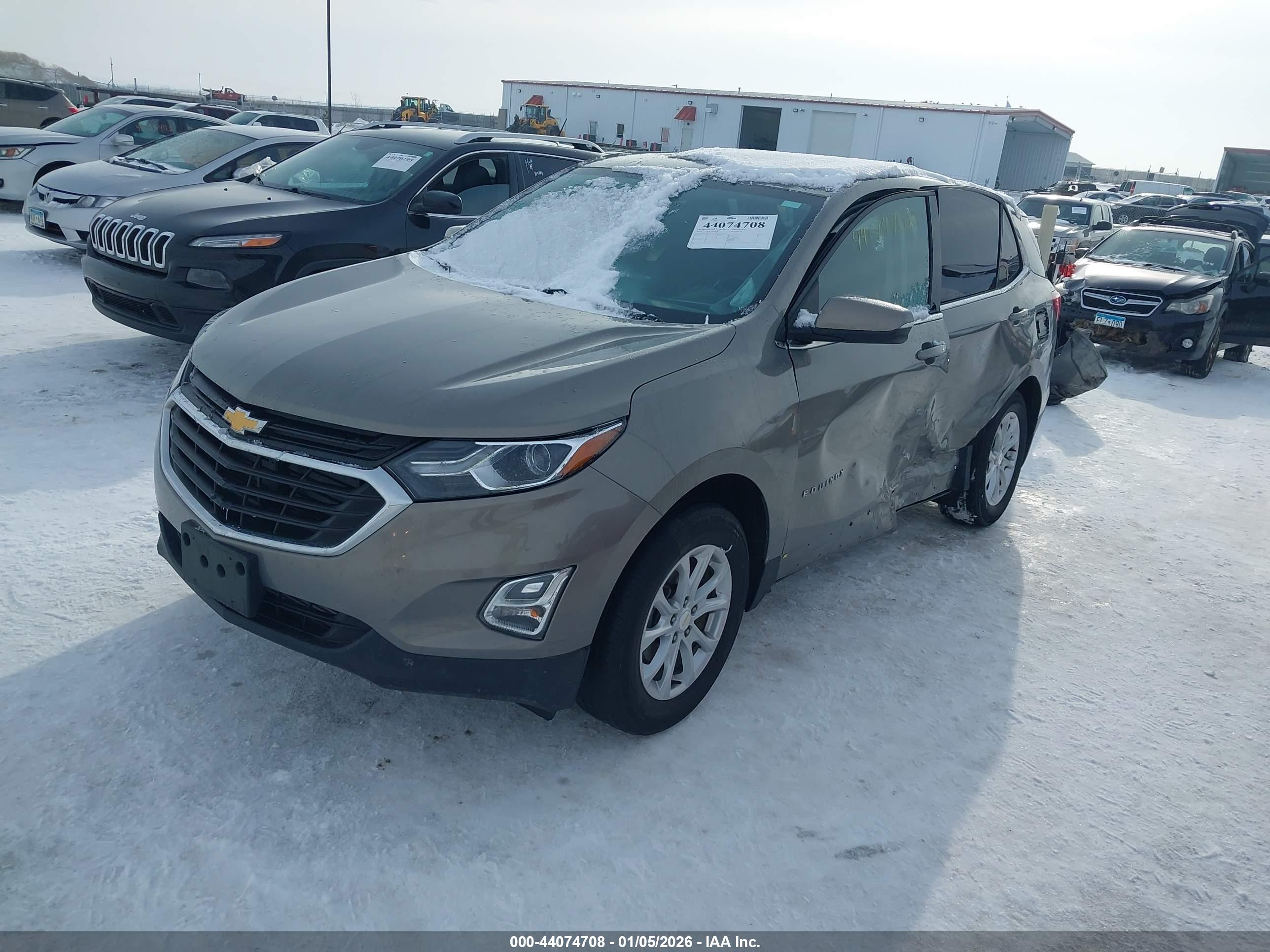 CHEVROLET EQUINOX image 2