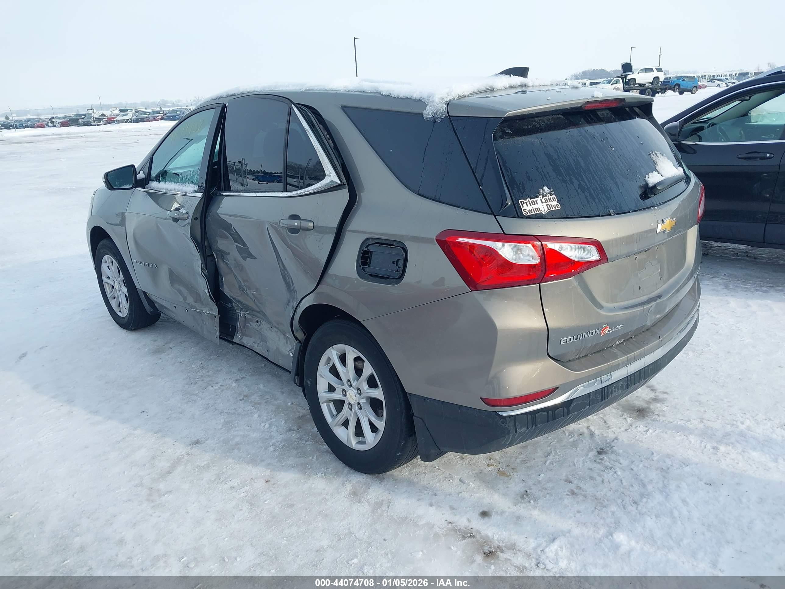 CHEVROLET EQUINOX image 3