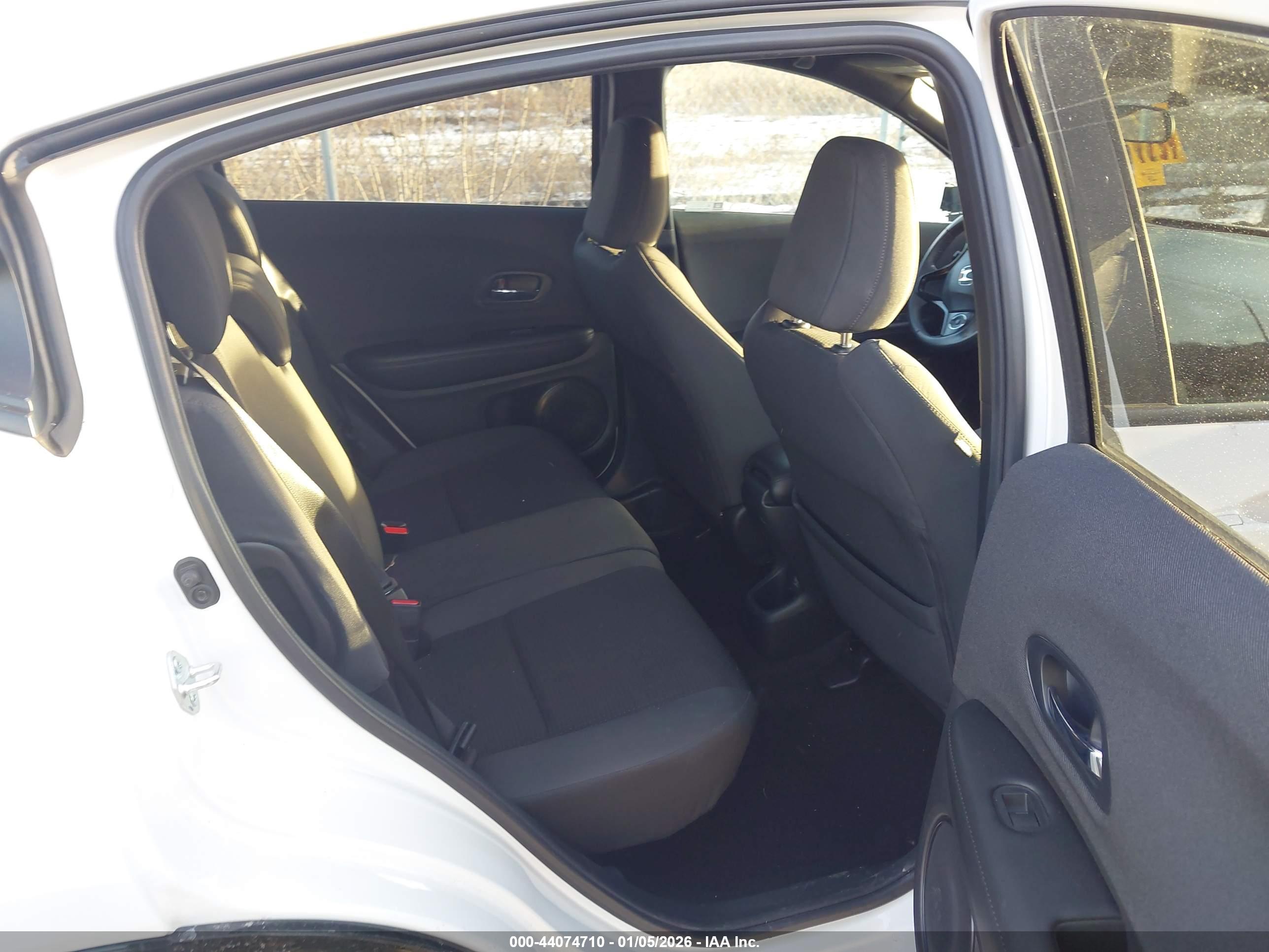 HONDA HR-V image 8