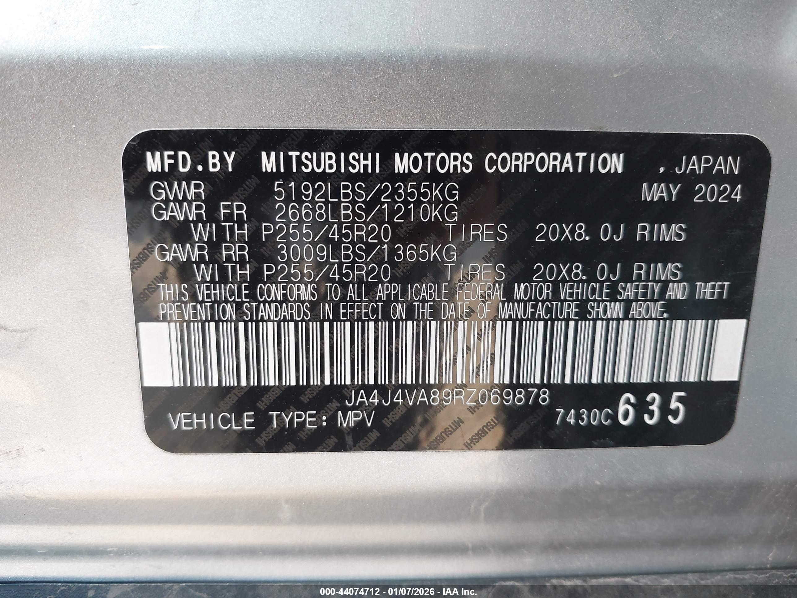 MITSUBISHI OUTLANDER image 9