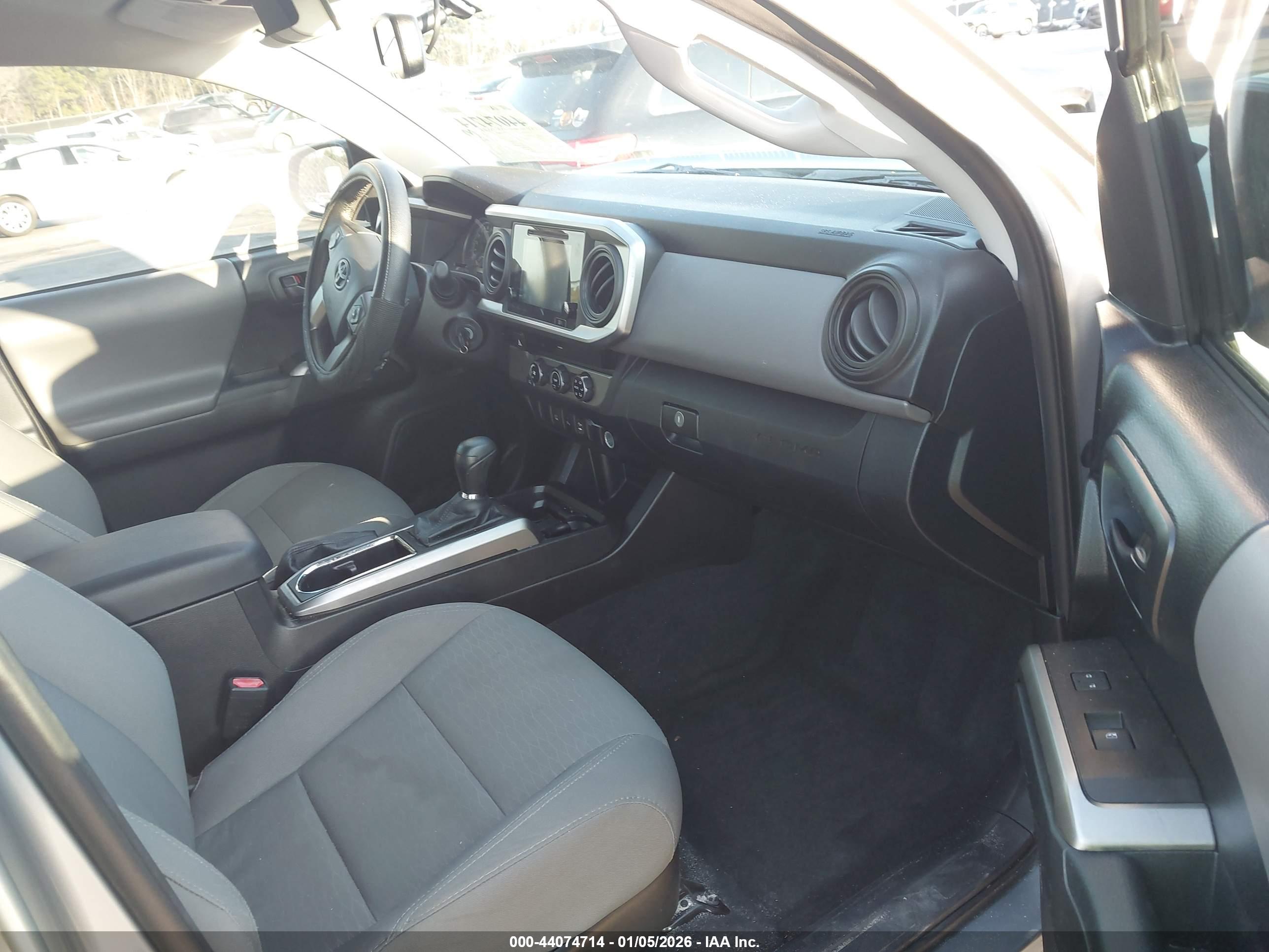 TOYOTA TACOMA image 5