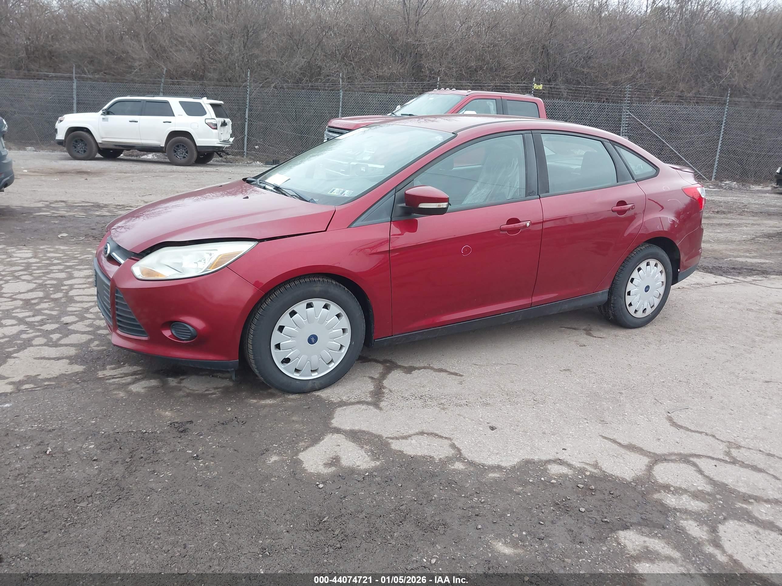 FORD FOCUS image 2